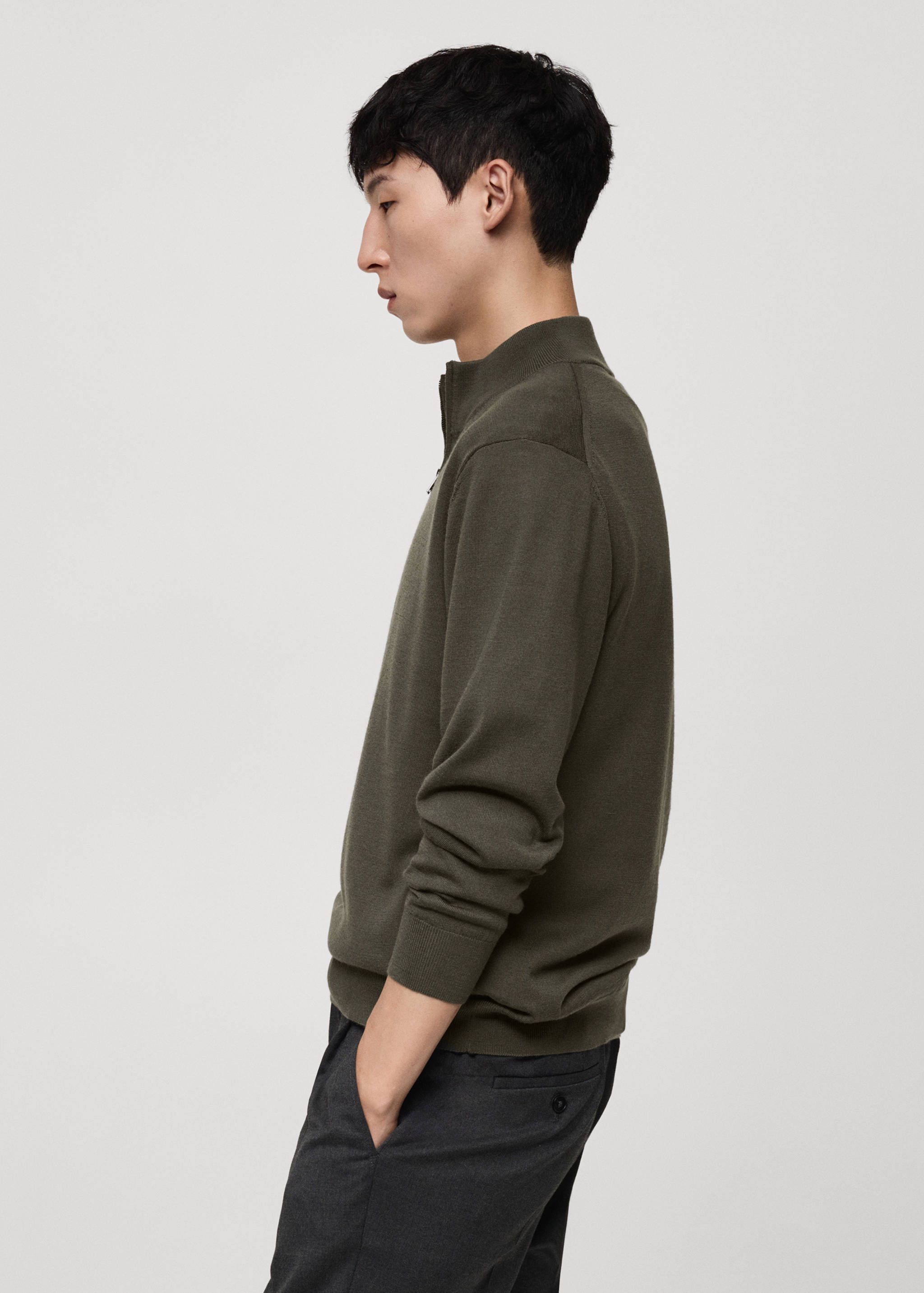100% merino wool sweater with zip-neck - Details of the article 2