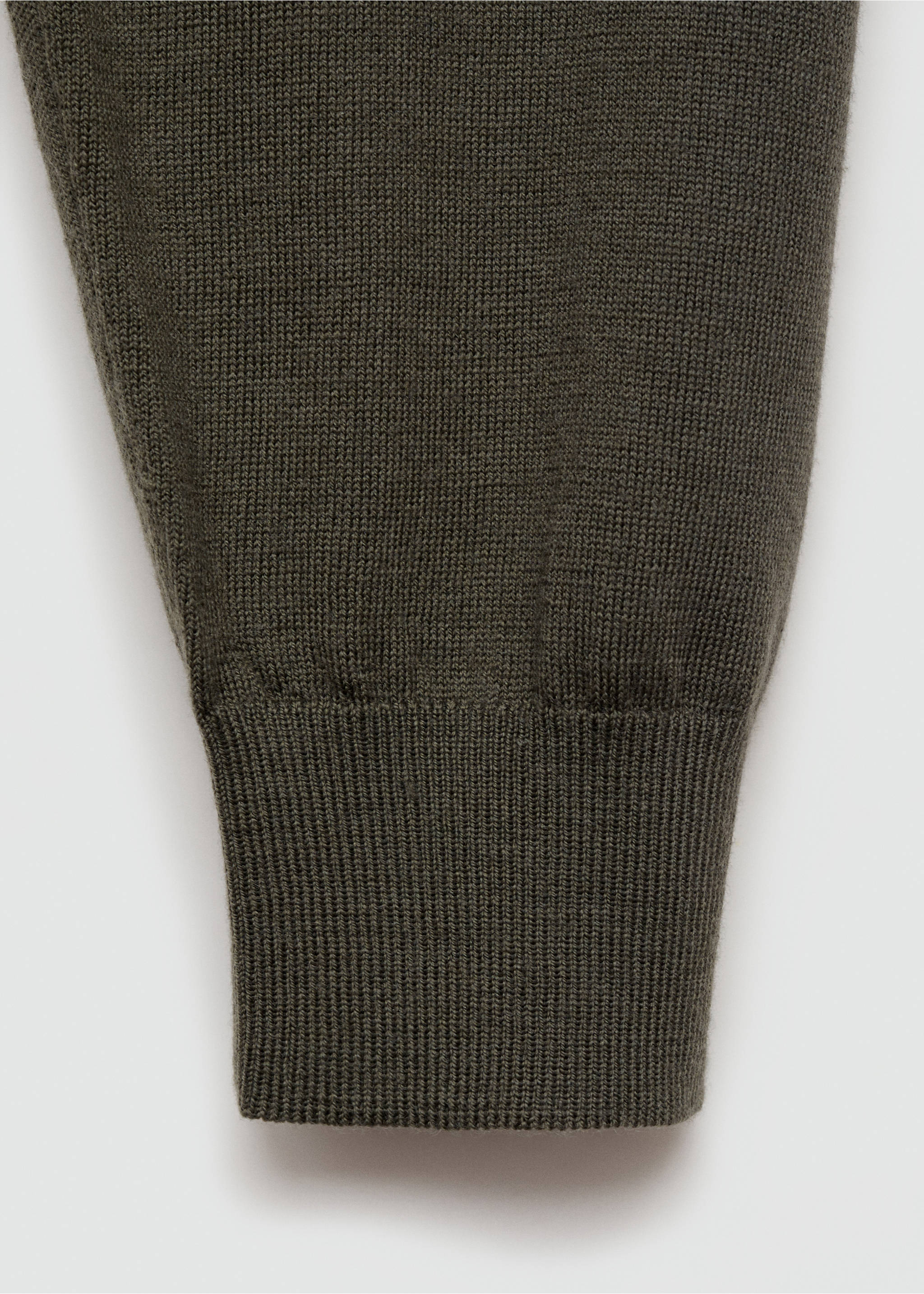 100% merino wool sweater with zip-neck - Details of the article 0, Forest Green. Ref: 77005979-00.