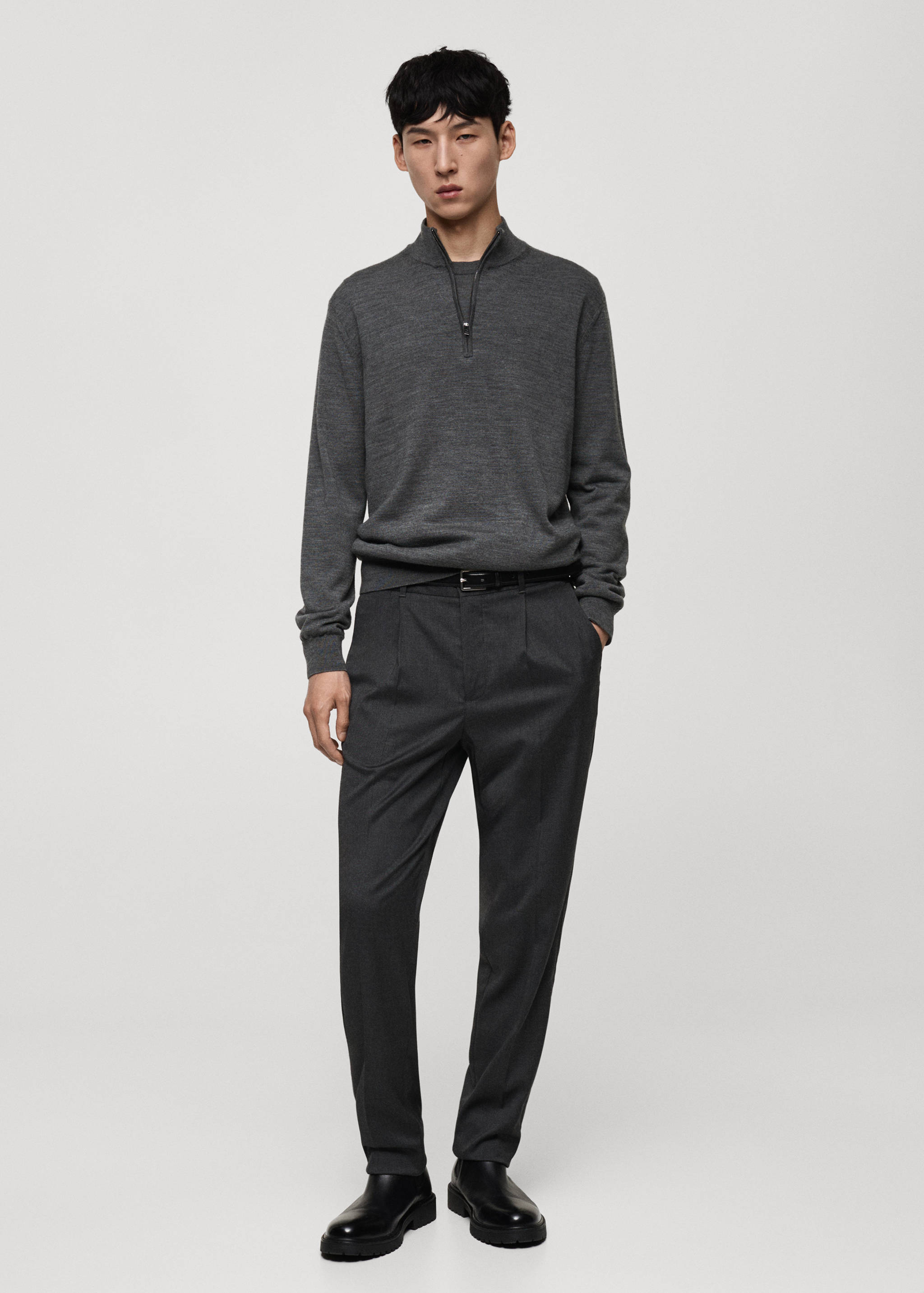 100% merino wool sweater with zip-neck - General plane