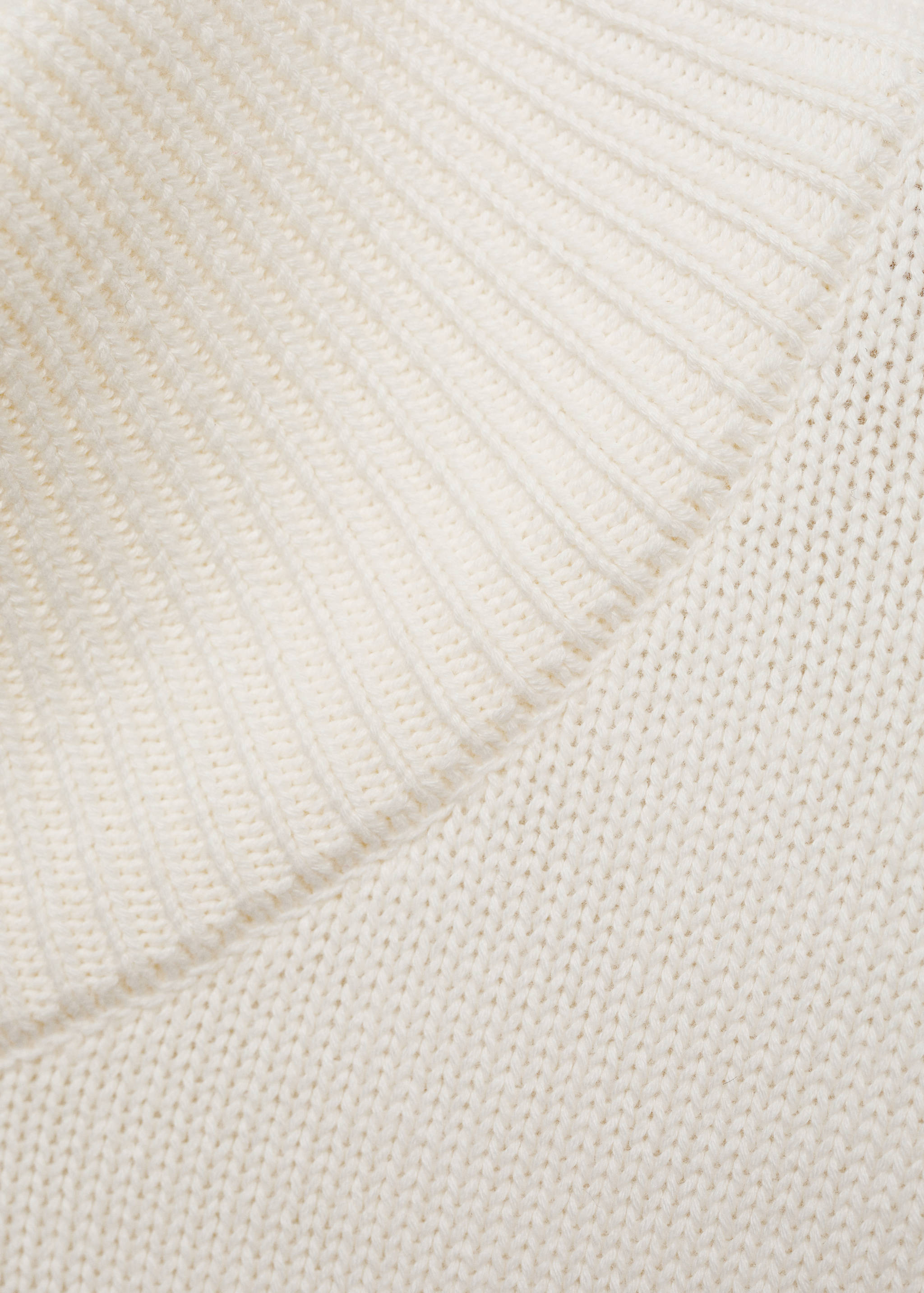 Pullover aus mittelfeinem Strick mit halhohem Zip-Kragen - Detail des Artikels 0