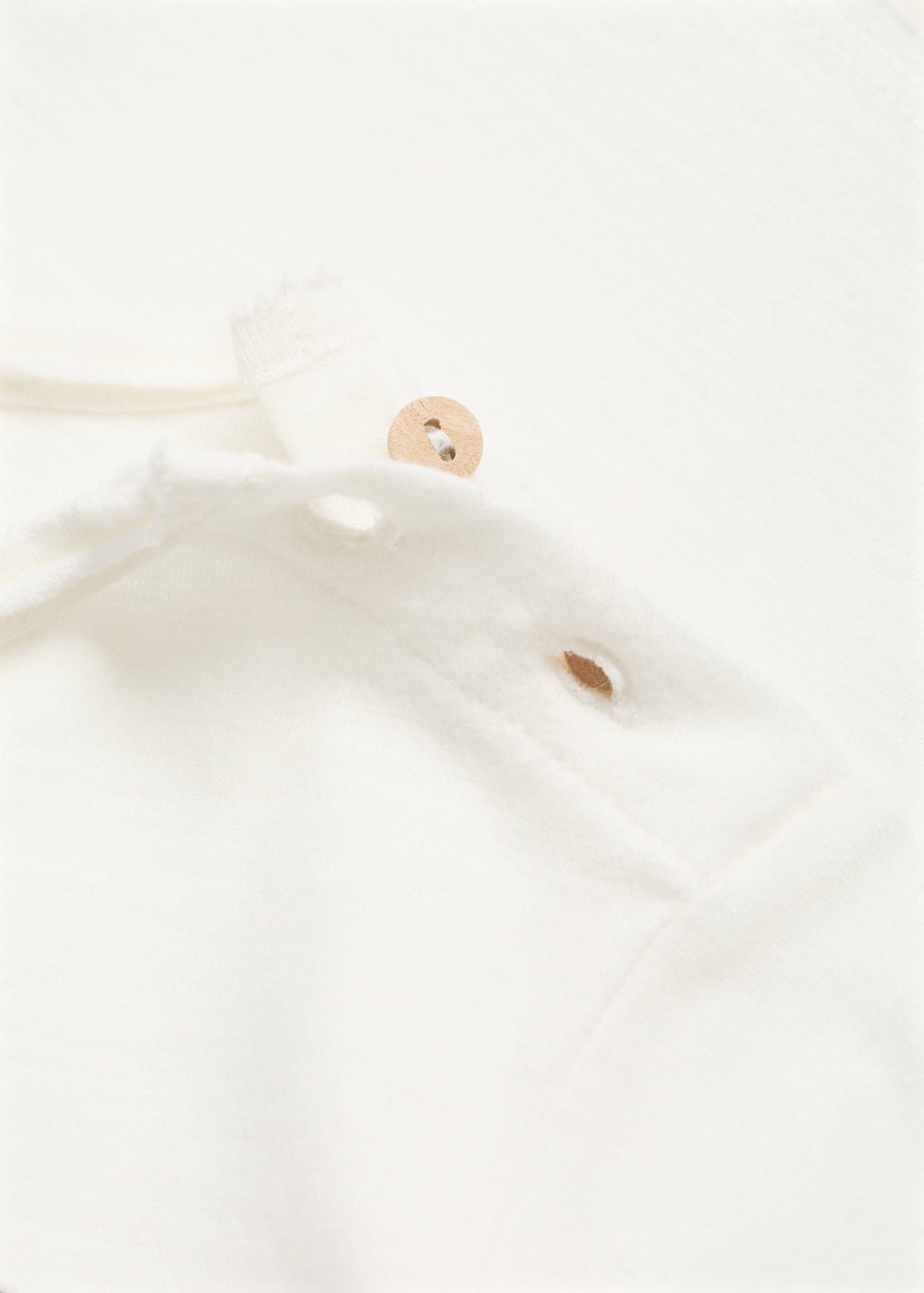 T-Shirt mit Stickdetail - Detail des Artikels 0