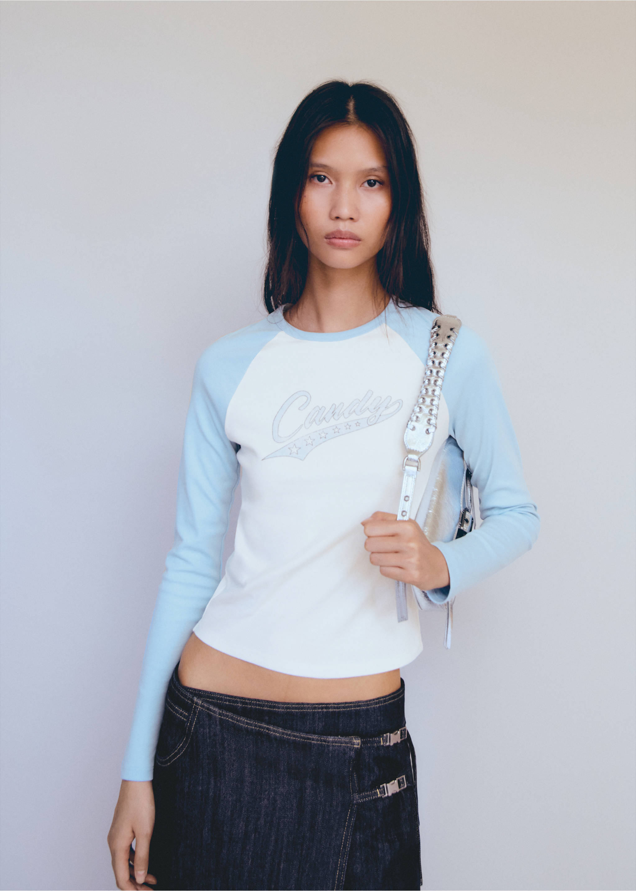 Long-sleeved t-shirt with message - Medium plane, White. Ref: 77006356-00.