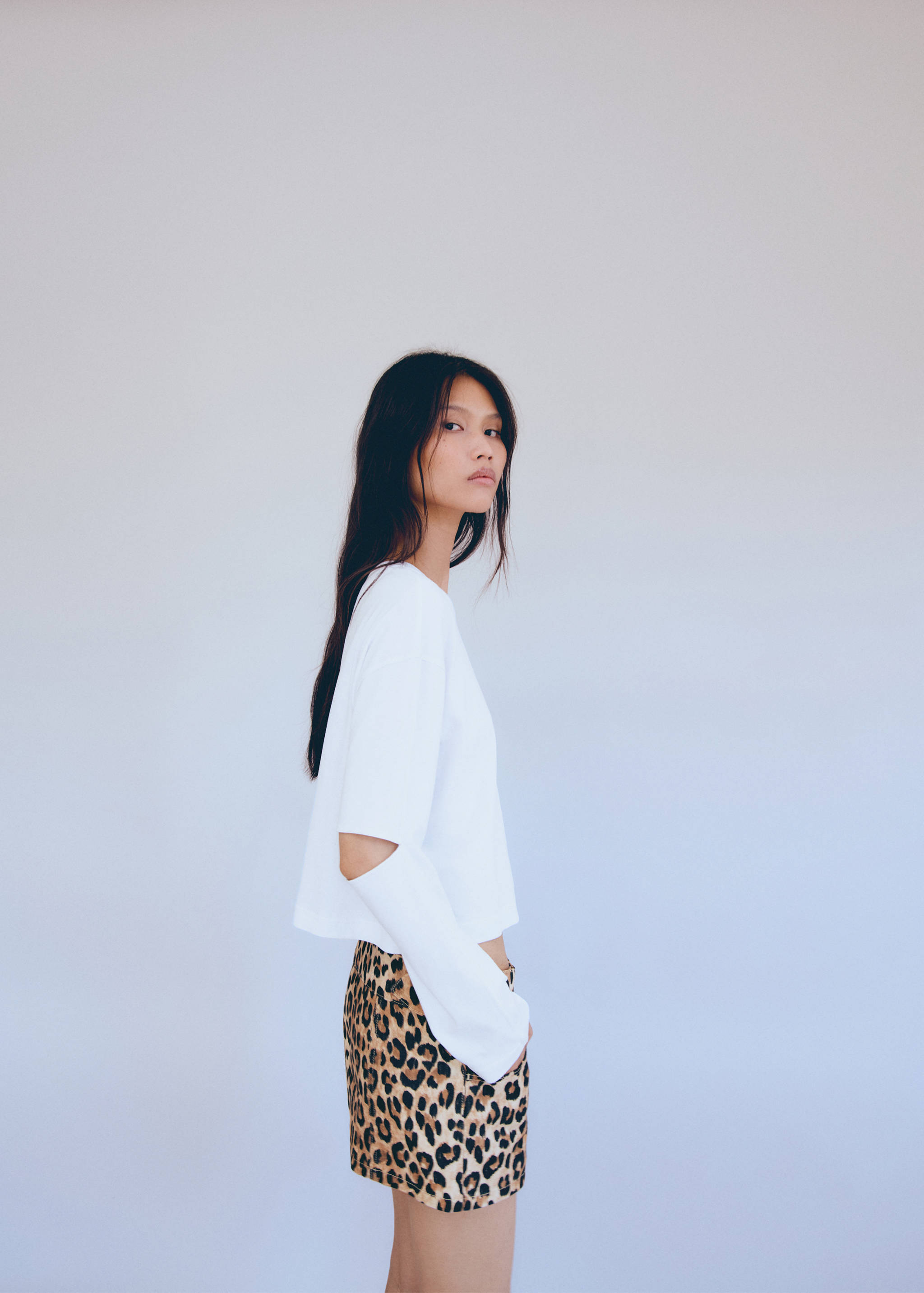 Camiseta manga larga aberturas - Detalle del artículo 1