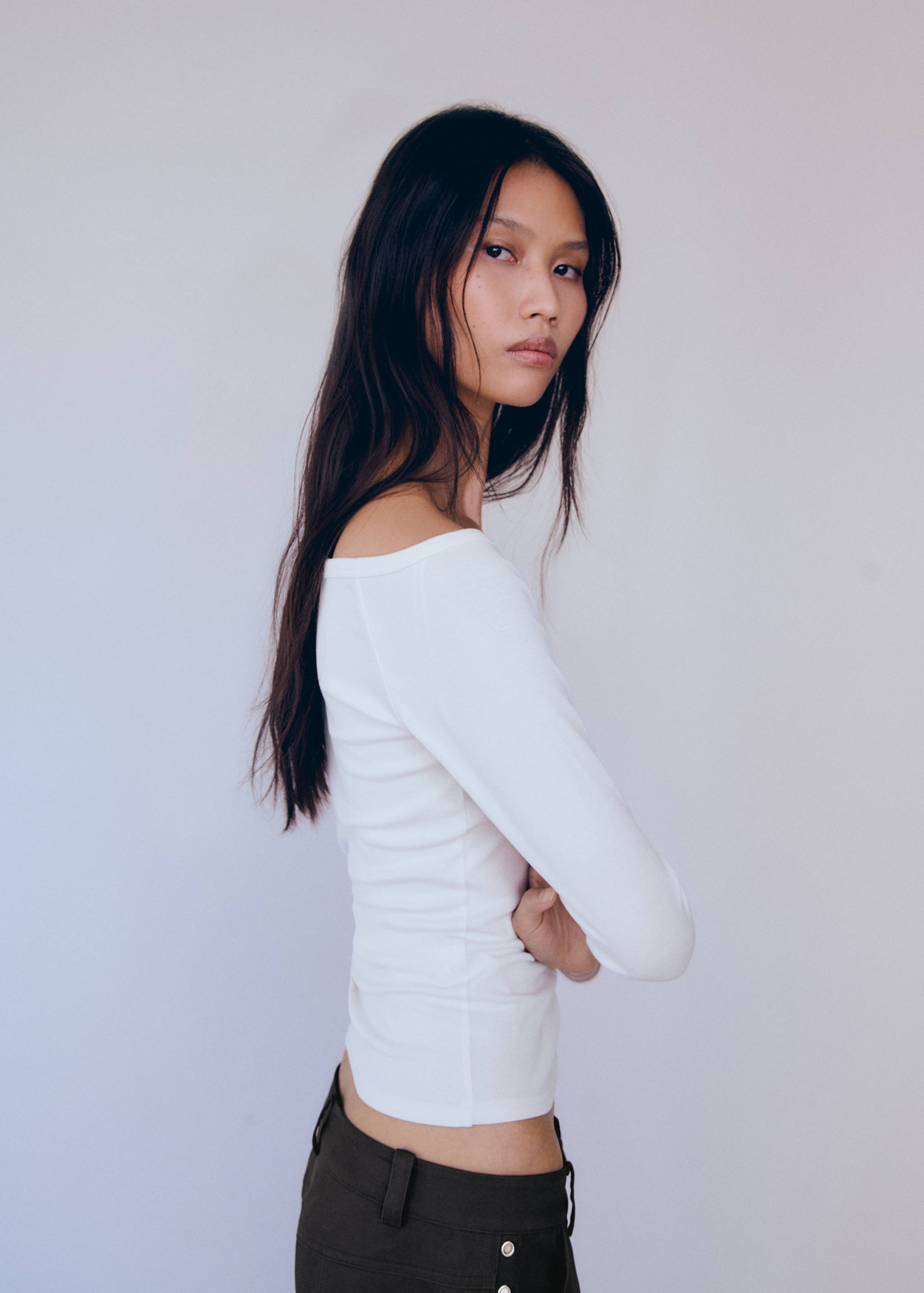 Tricou cu guler bărcuță din bumbac - Detaliu al articolului 1