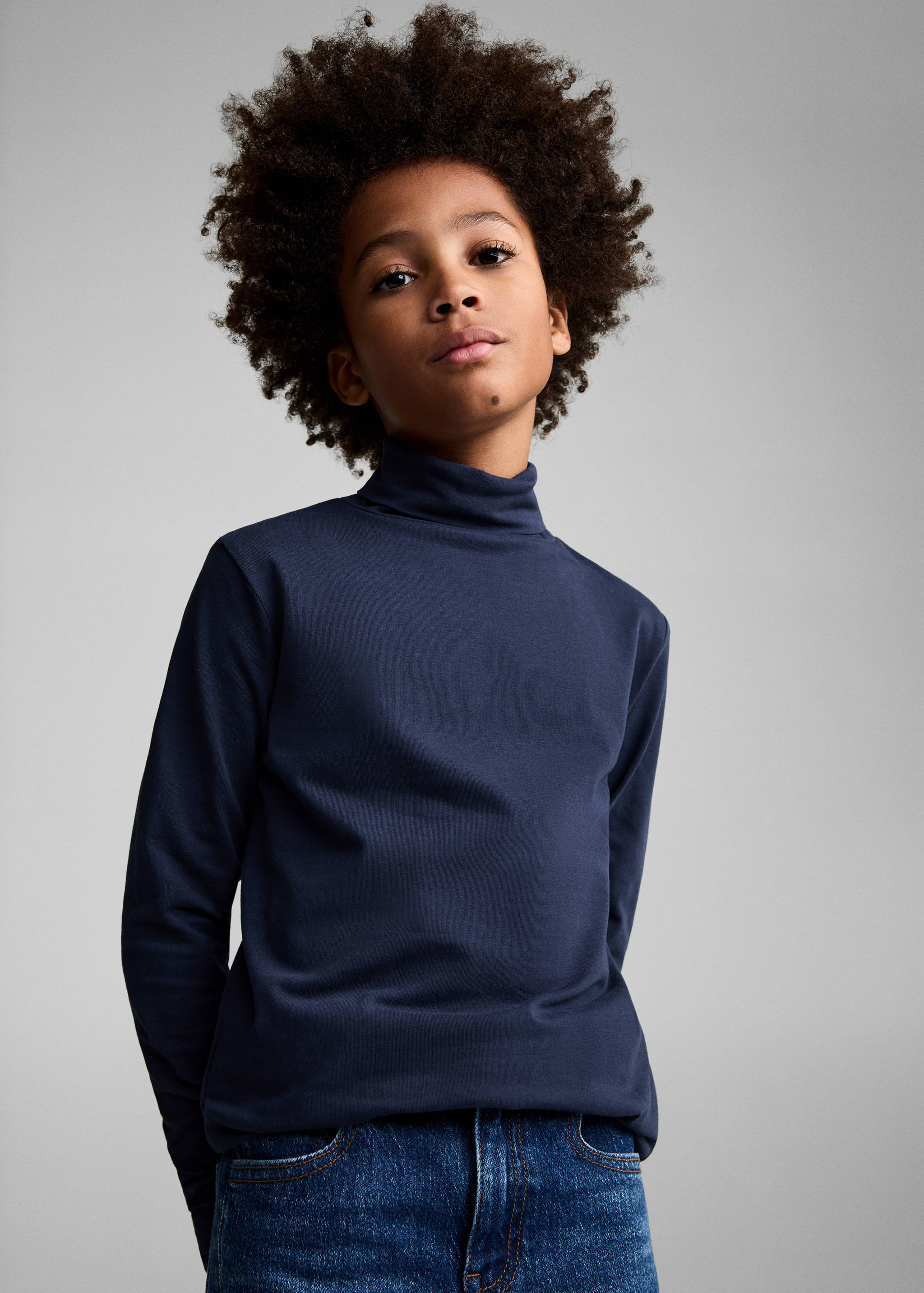 T-shirt manches longues col roulé - Plan moyen