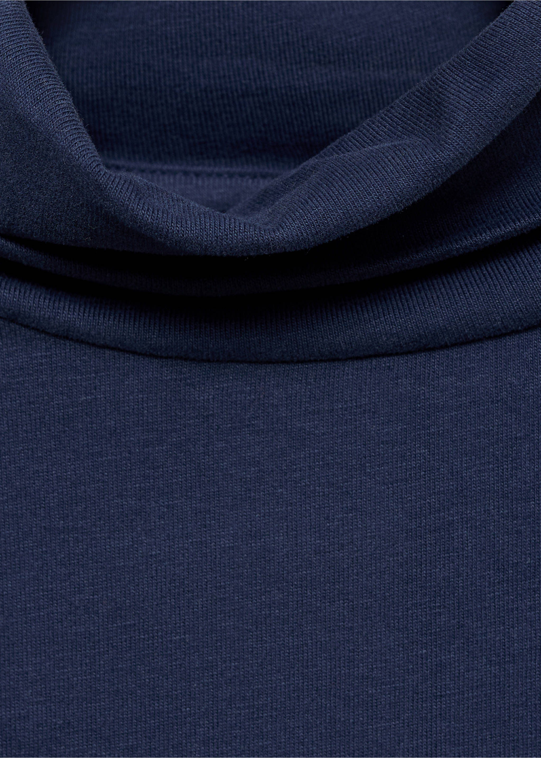 Turtleneck long-sleeved t-shirt - Details of the article 8, Dark Navy. Ref: 77006729-00.