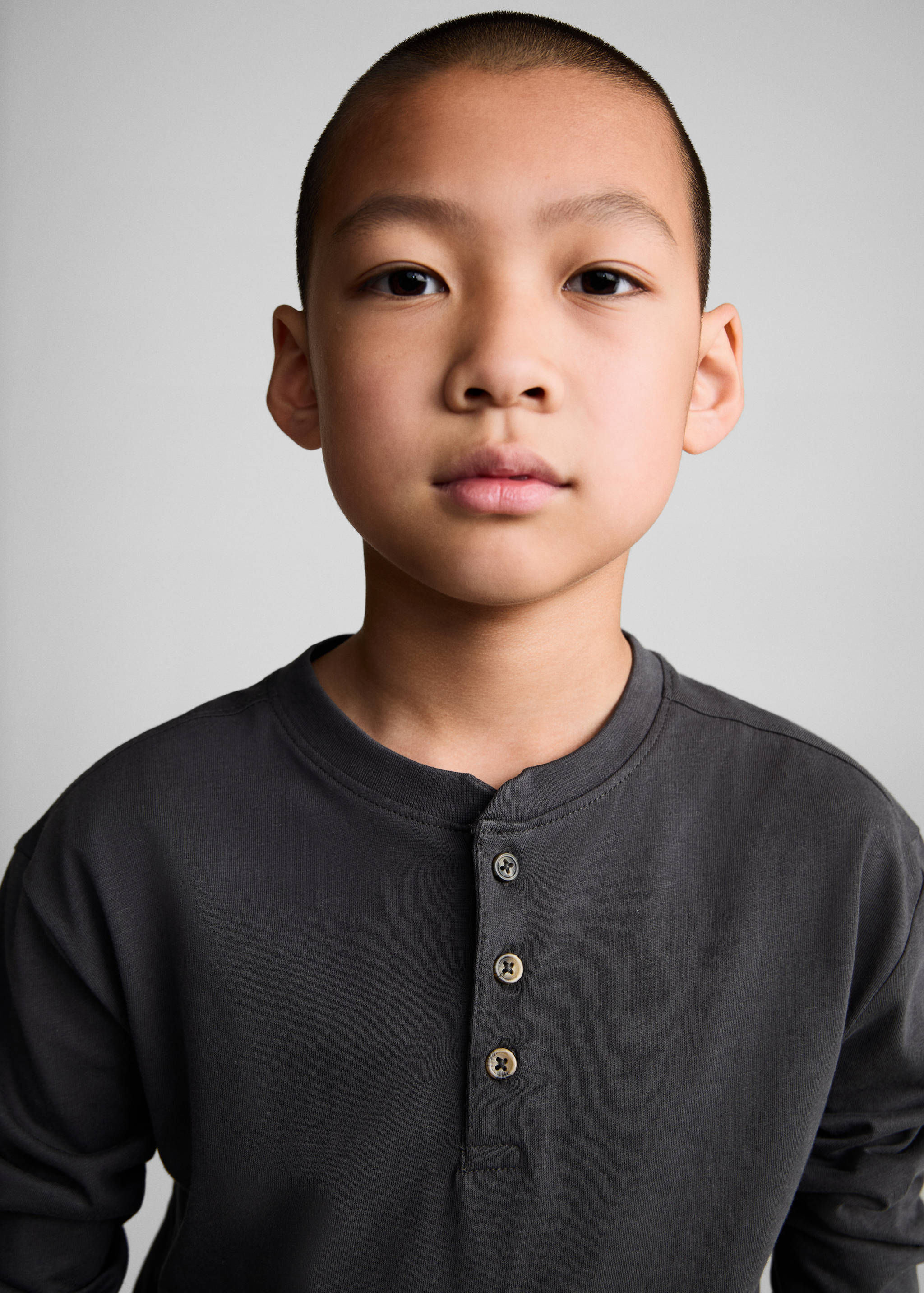 Baumwollshirt mit Knöpfen - Detail des Artikels 1