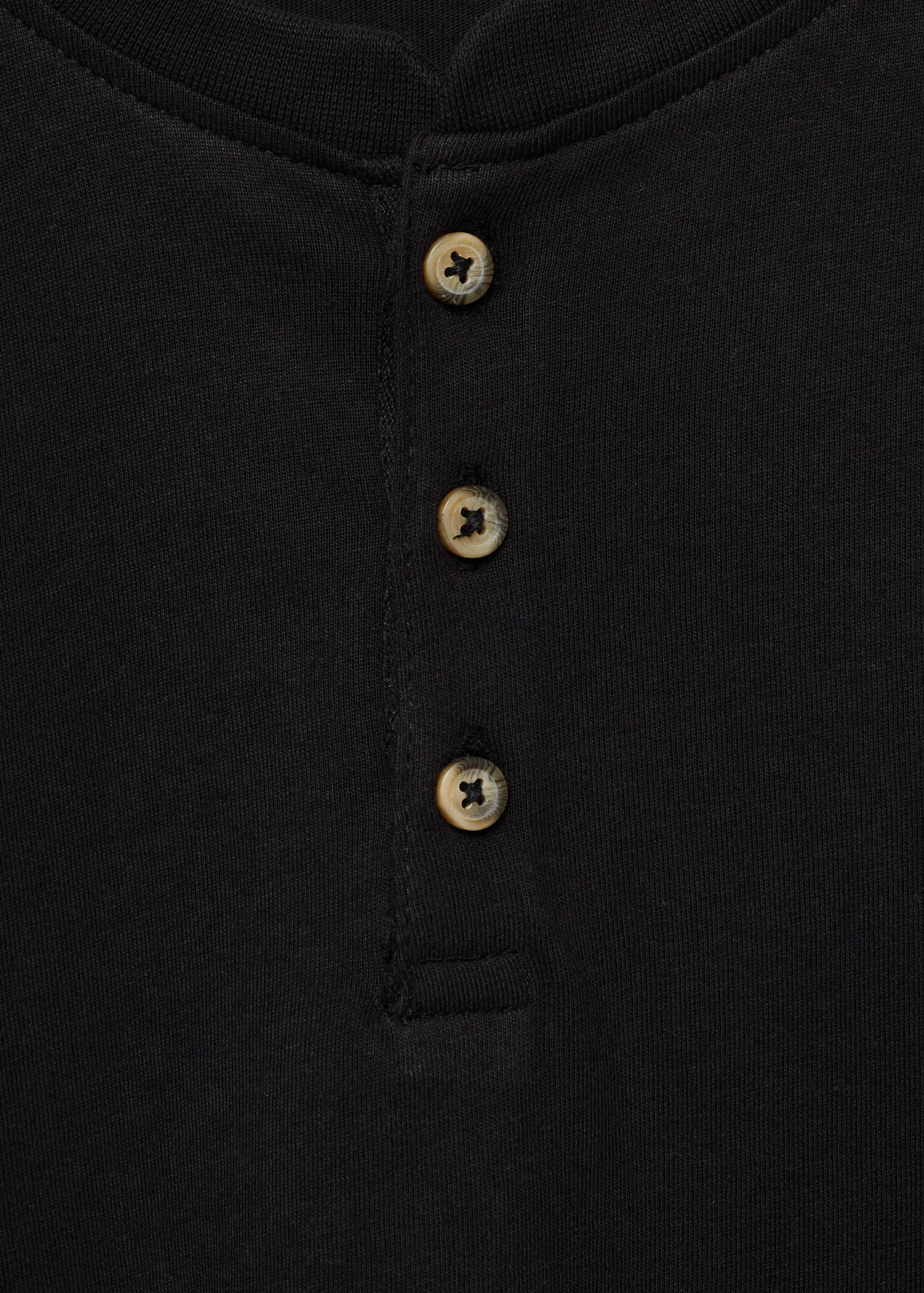 Baumwollshirt mit Knöpfen - Detail des Artikels 8