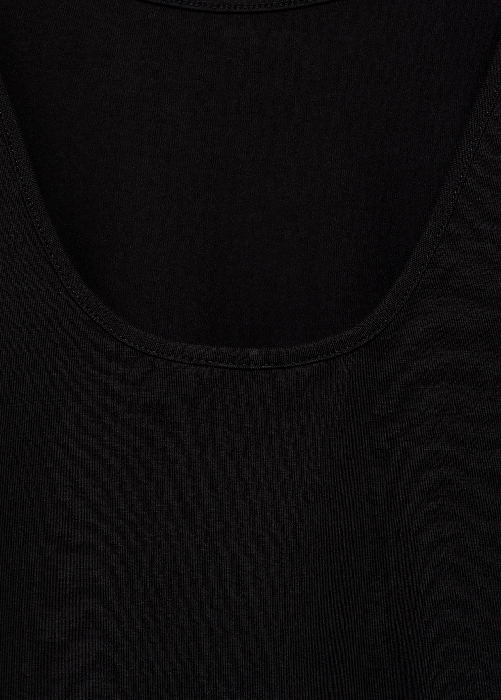 Långärmad t-shirt öppning i ryggen - Detaljer om artikeln 8