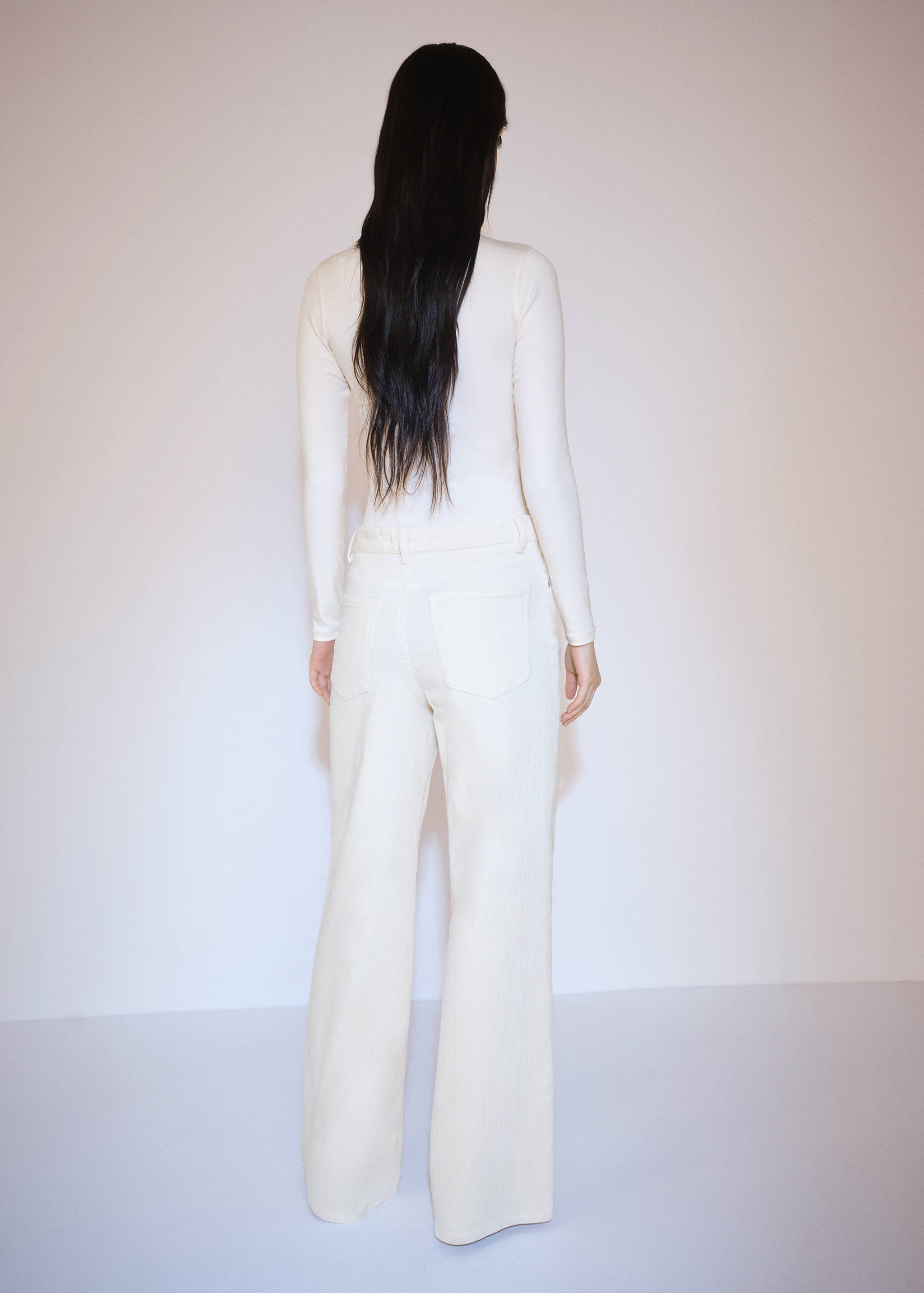 Wideleg-Cordjeans - Rückseite des Artikels