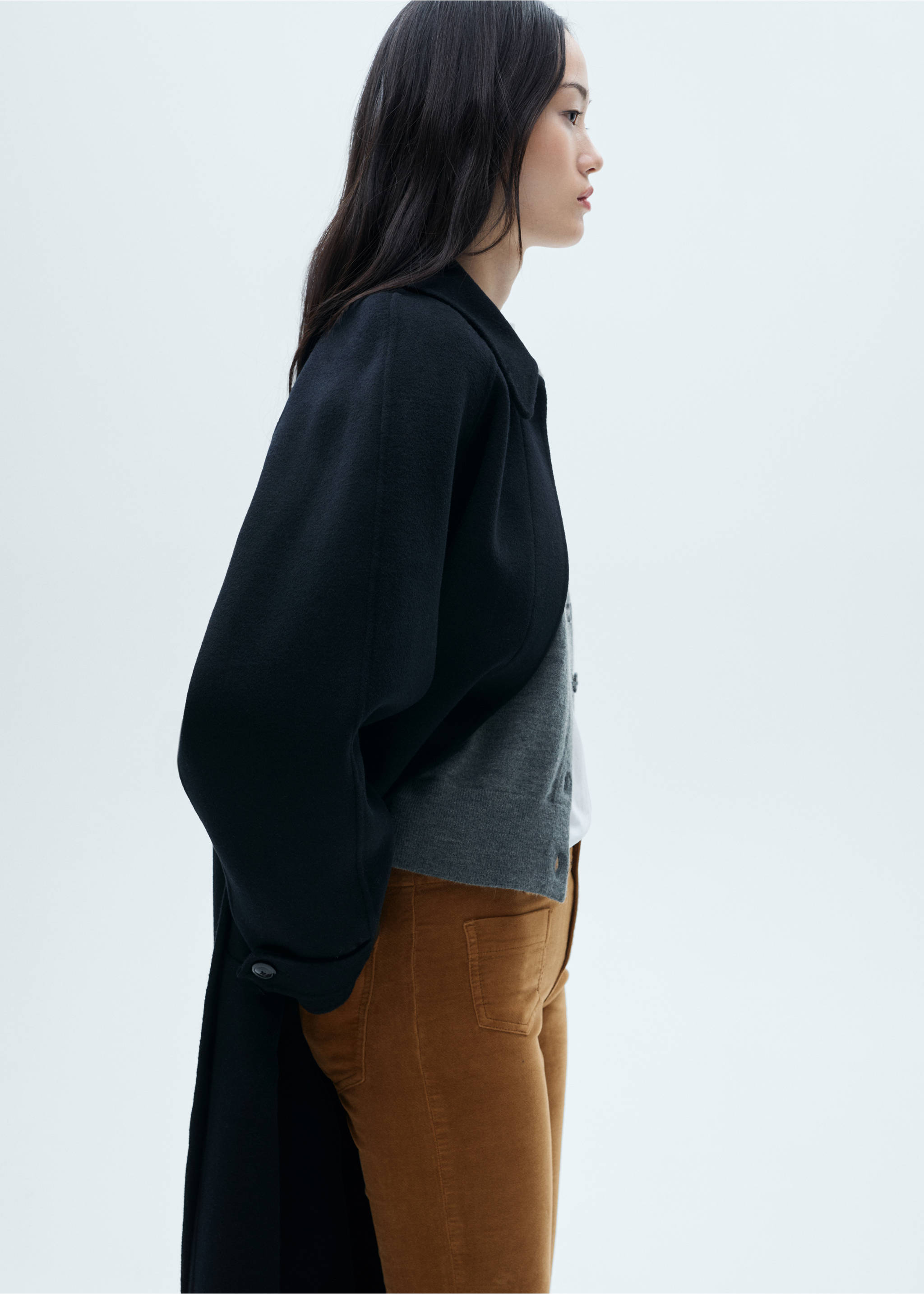 Flared corduroy jeans with pockets - Details of the article 1, Medium Brown. Ref: 77007125-00.