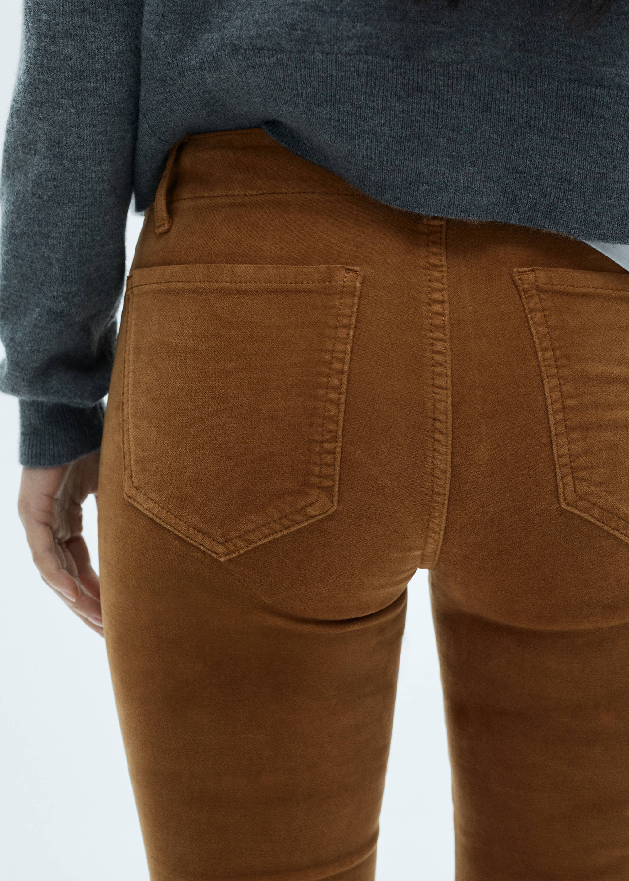 Flared corduroy jeans with pockets - Details of the article 6