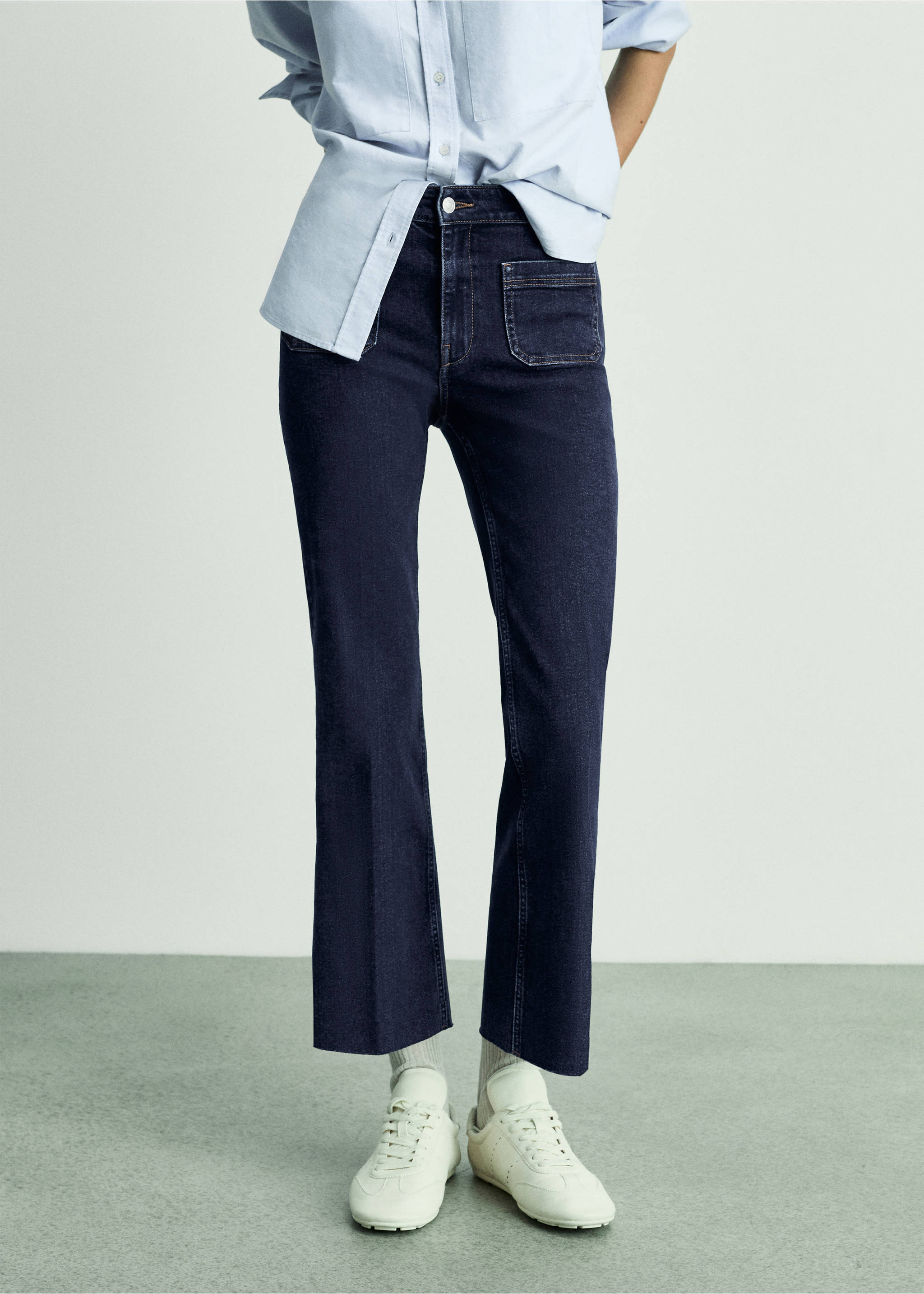Flared cropped jeans with pockets - Medium plane, Dark Blue. Ref: 77007126-00.