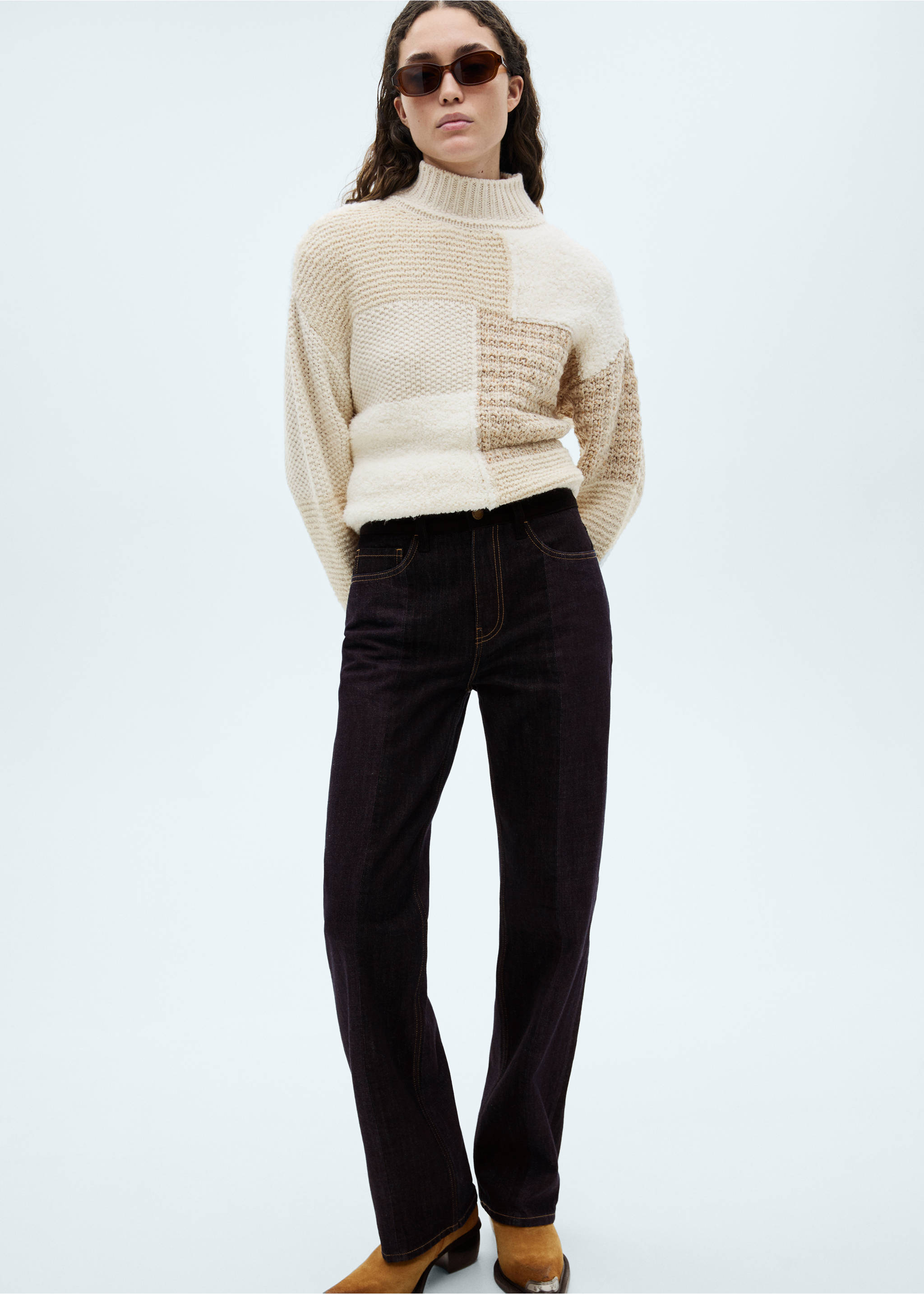 High waist straight jeans - Details of the article 2, Dark Blue. Ref: 77007128-00.