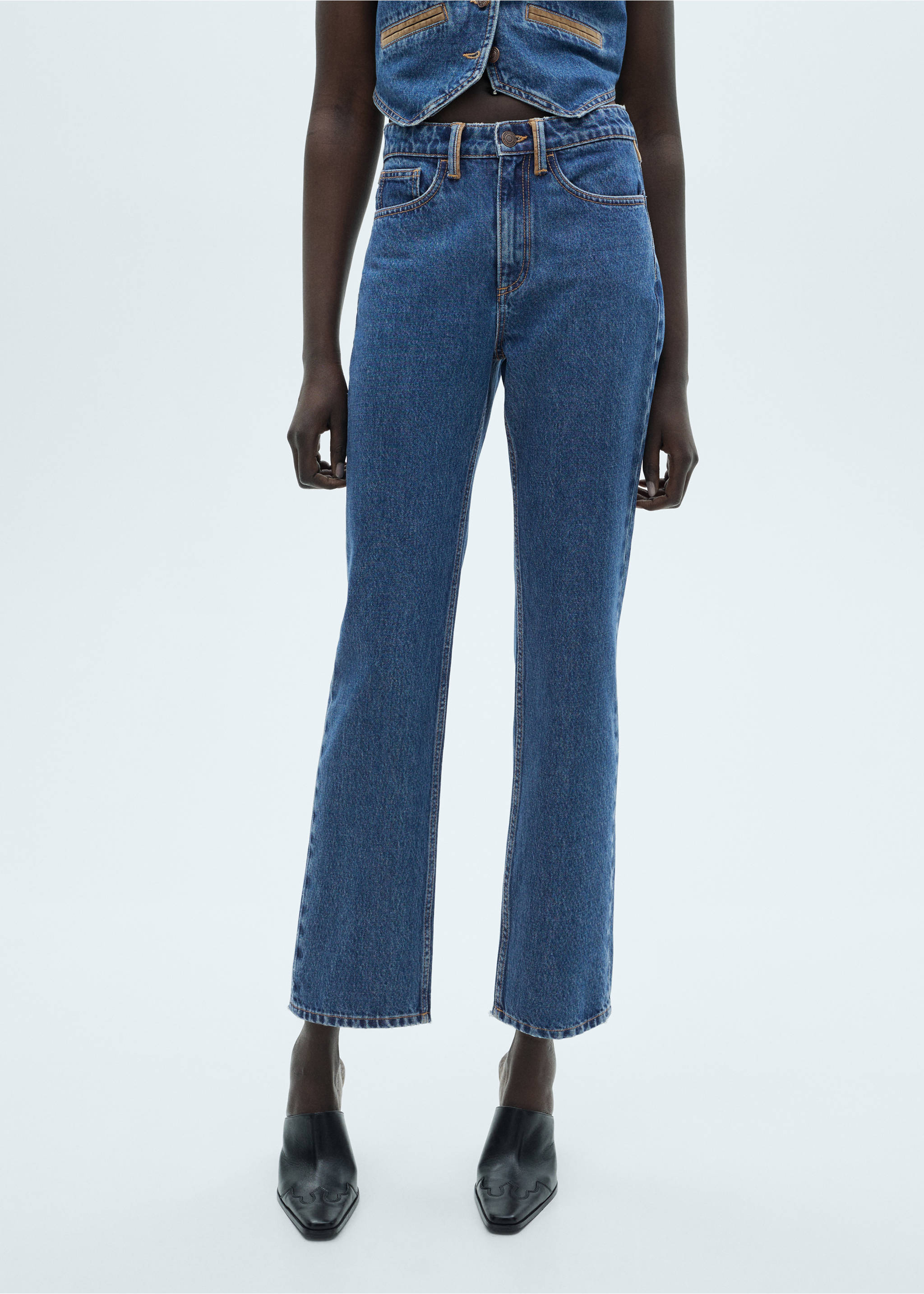 Straight-fit jeans with contrasting details - Medium plane, Dark Blue. Ref: 77007130-00.