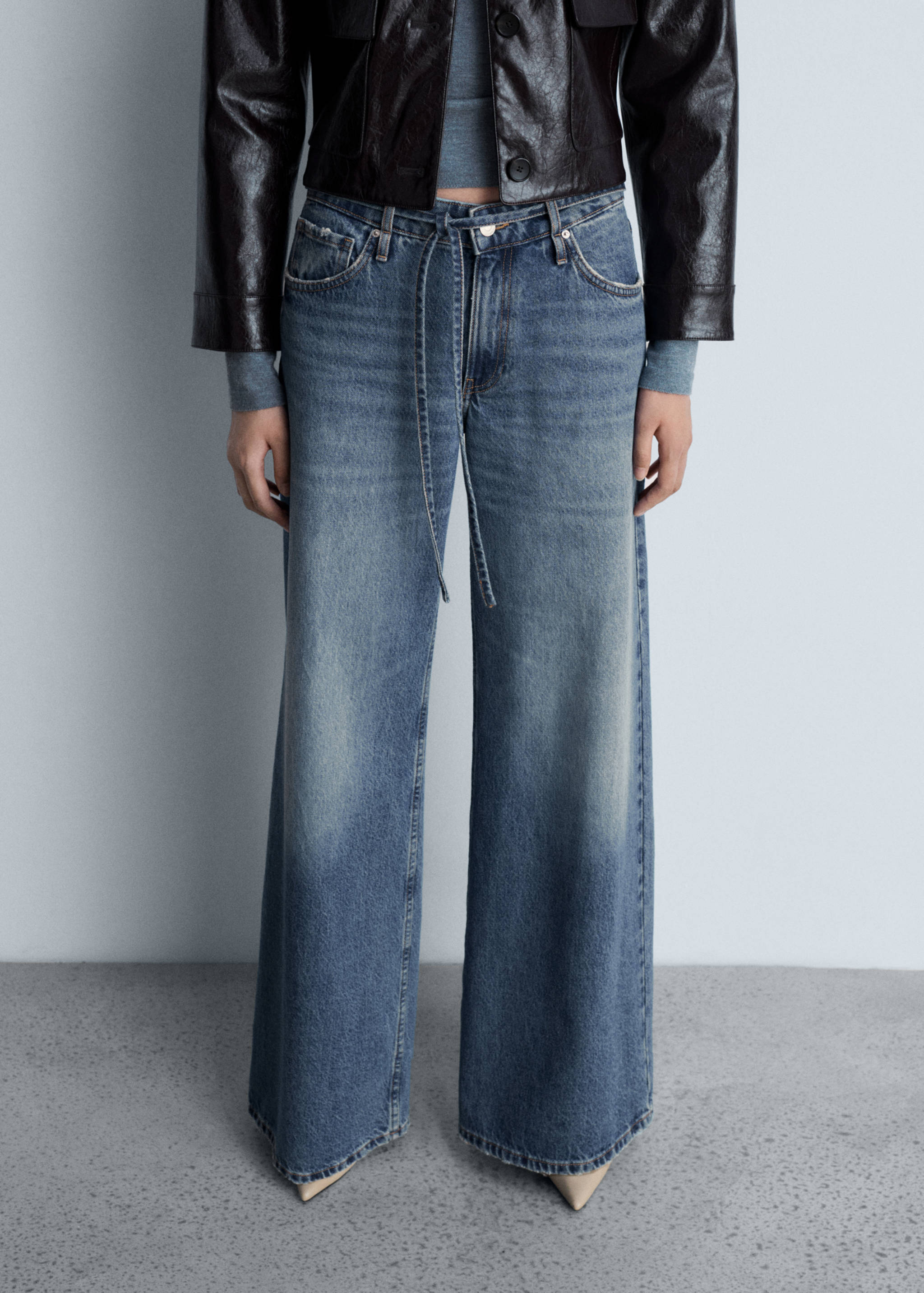 Calças de ganga wide leg de cintura baixa - Plano médio