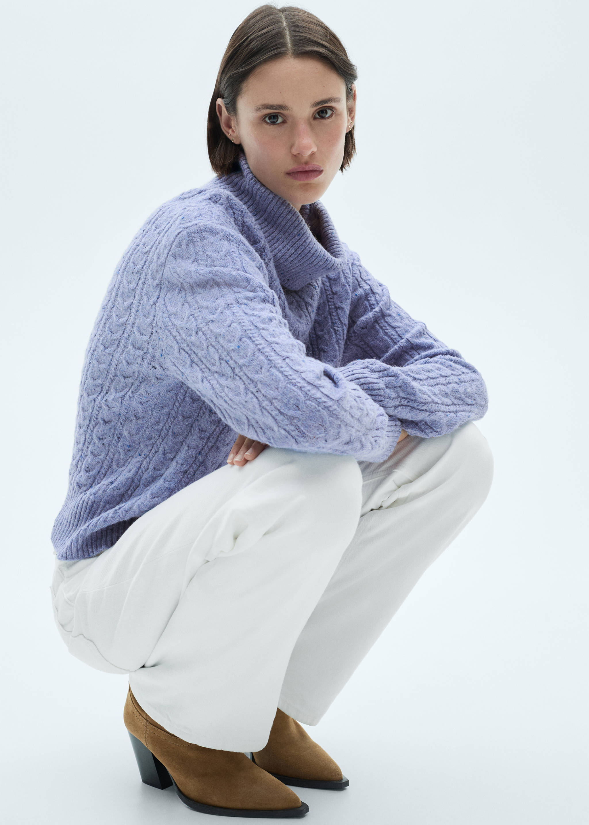 Twisted turtleneck sweater - Details of the article 2