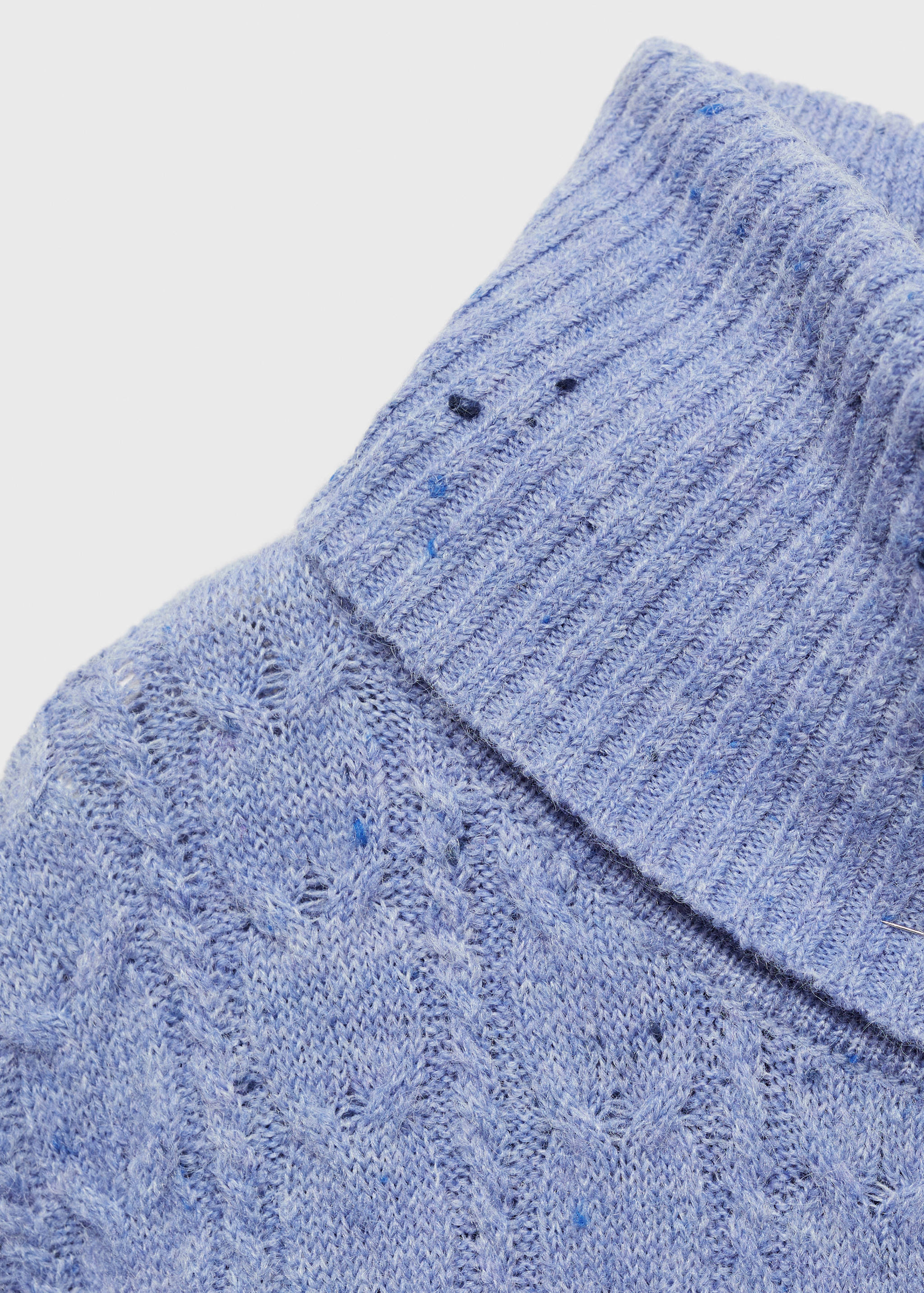 Twisted turtleneck sweater - Details of the article 8
