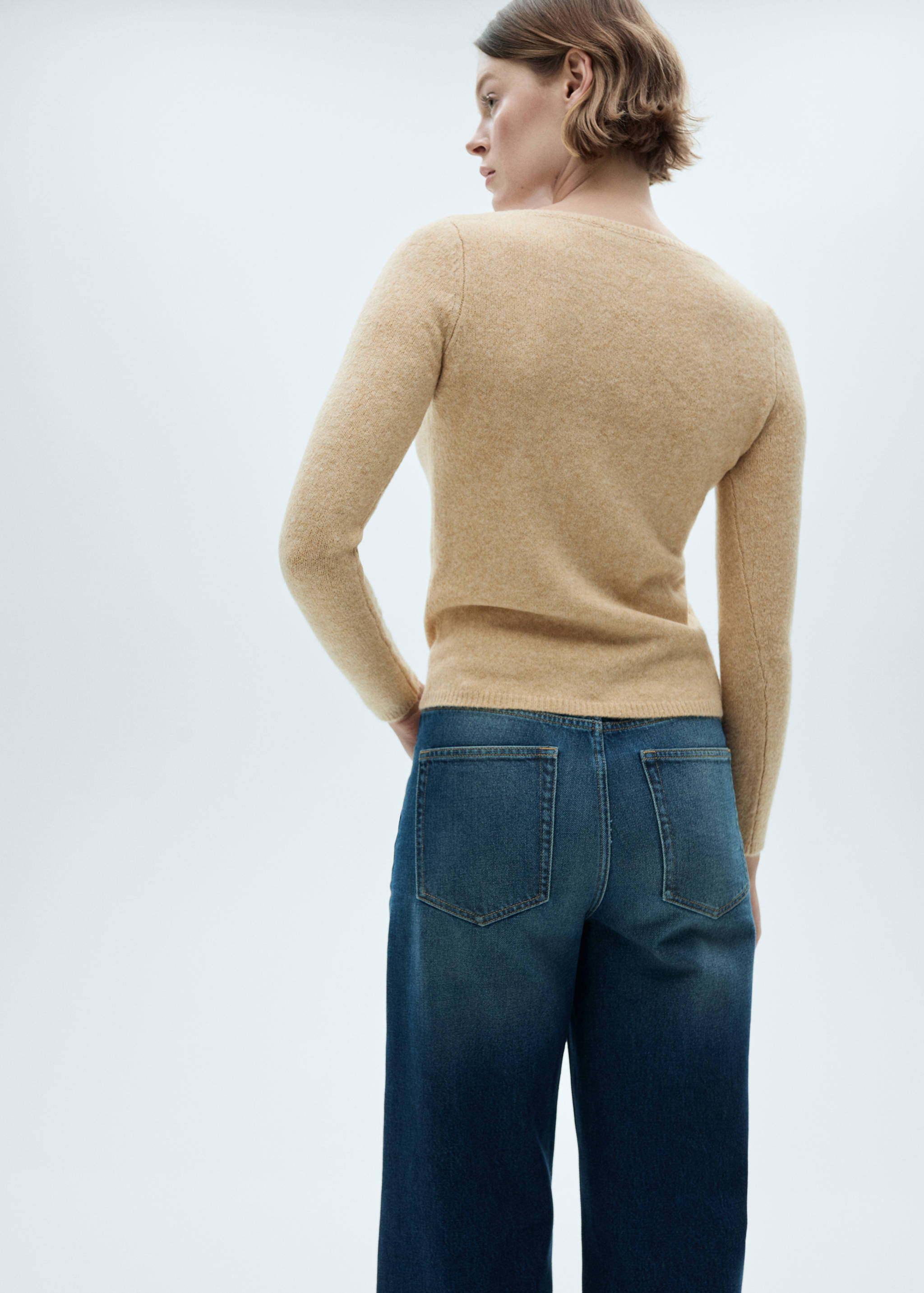 Fine-knit boat-neck sweater - Reverse of the article