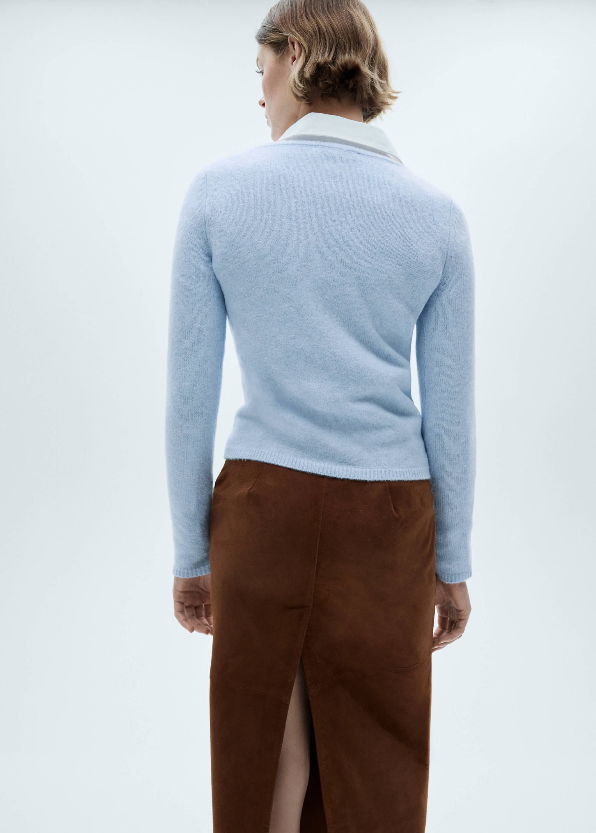 Fine-knit boat-neck sweater - Reverse of the article