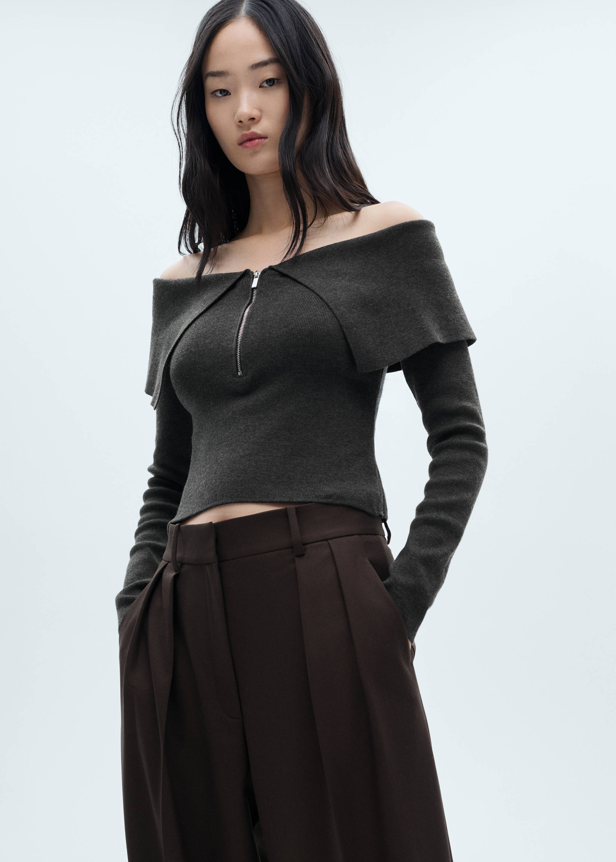 Open-shoulder sweater with zip - Medium plane