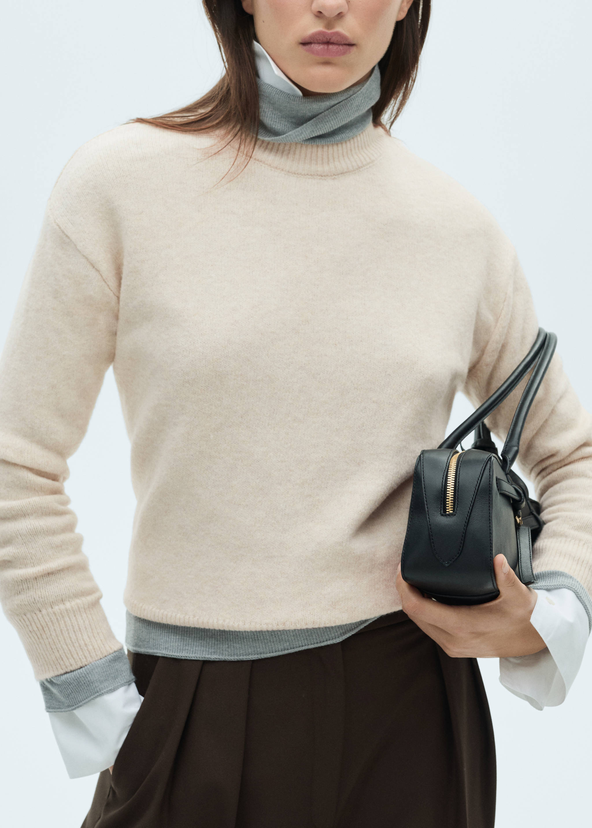 Round-neck knitted sweater - Details of the article 6