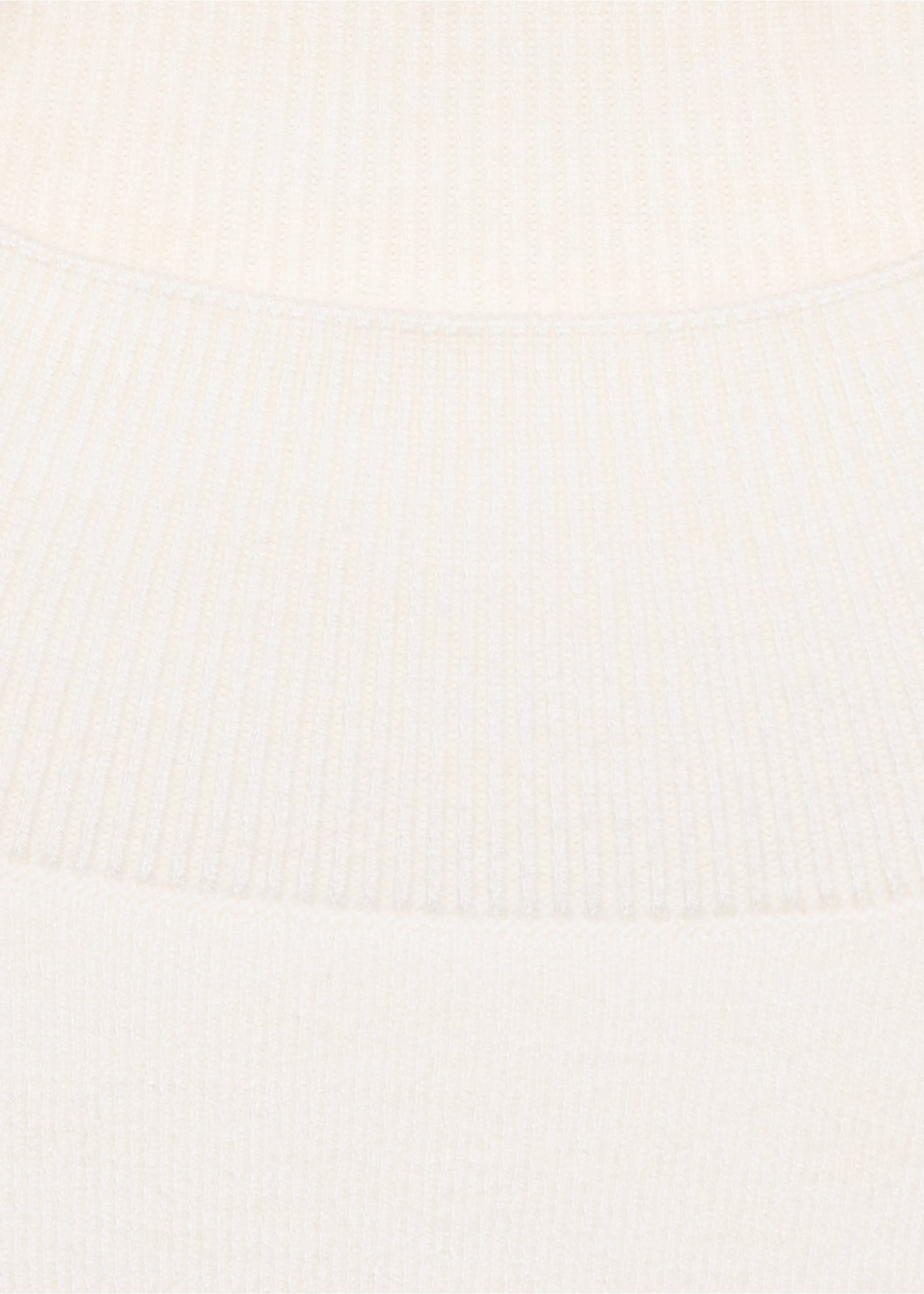 Knitted sweater with perkins neck - Details of the article 8, Ecru. Ref: 77007697-00.