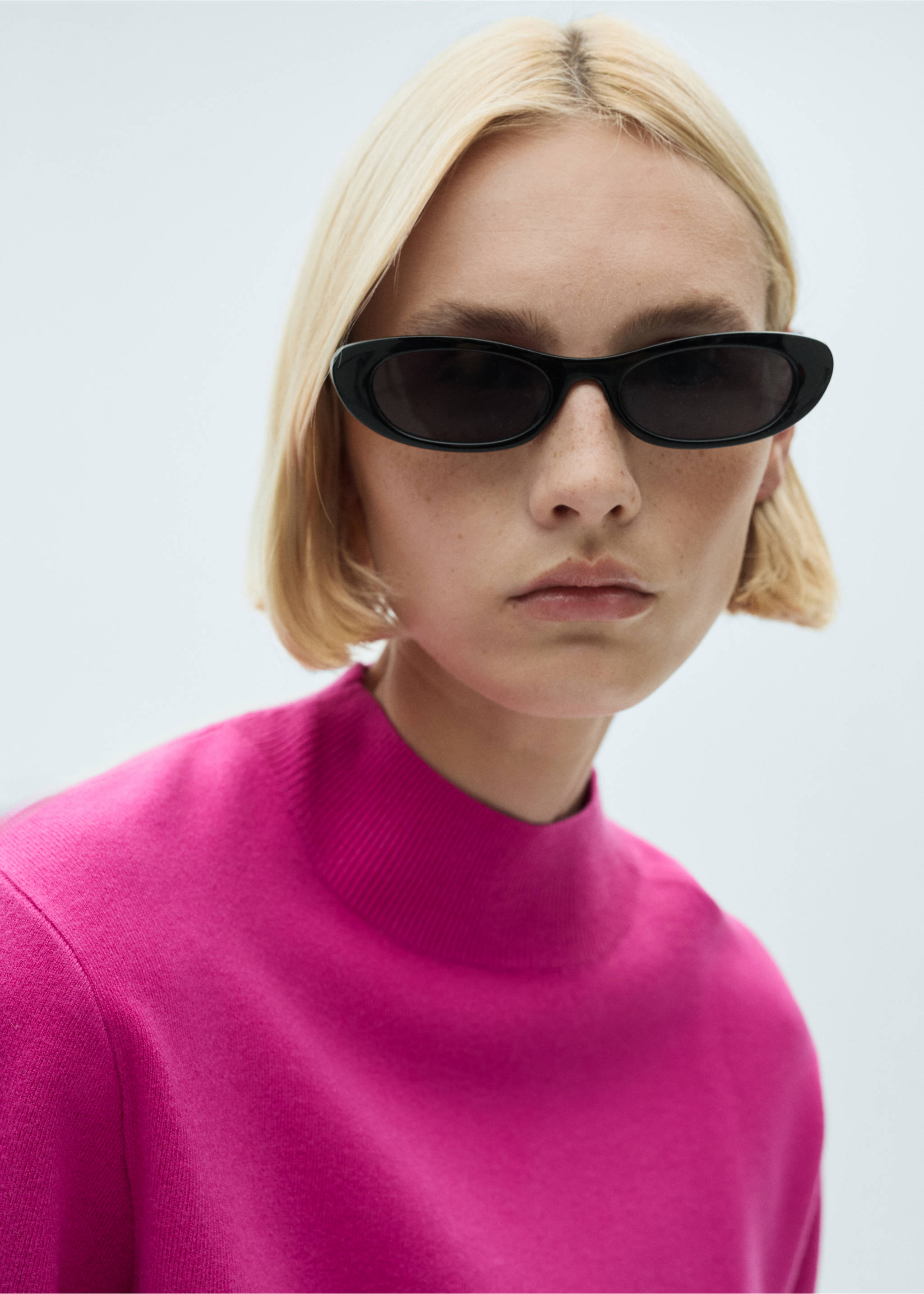 Knitted sweater with perkins neck - Details of the article 1, Fuchsia. Ref: 77007697-00.