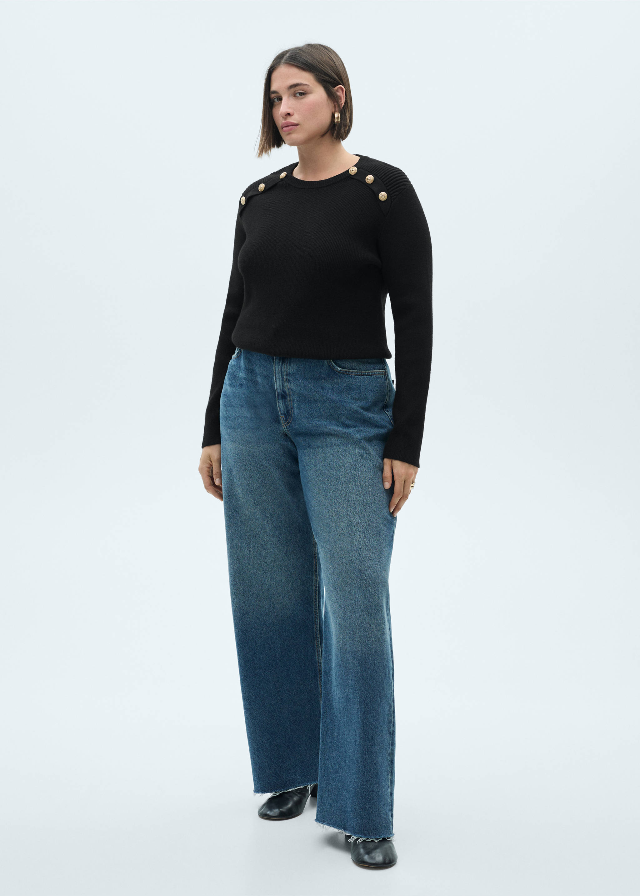 Sweater with jewel buttons - Details of the article 3, Black. Ref: 77007698-00.