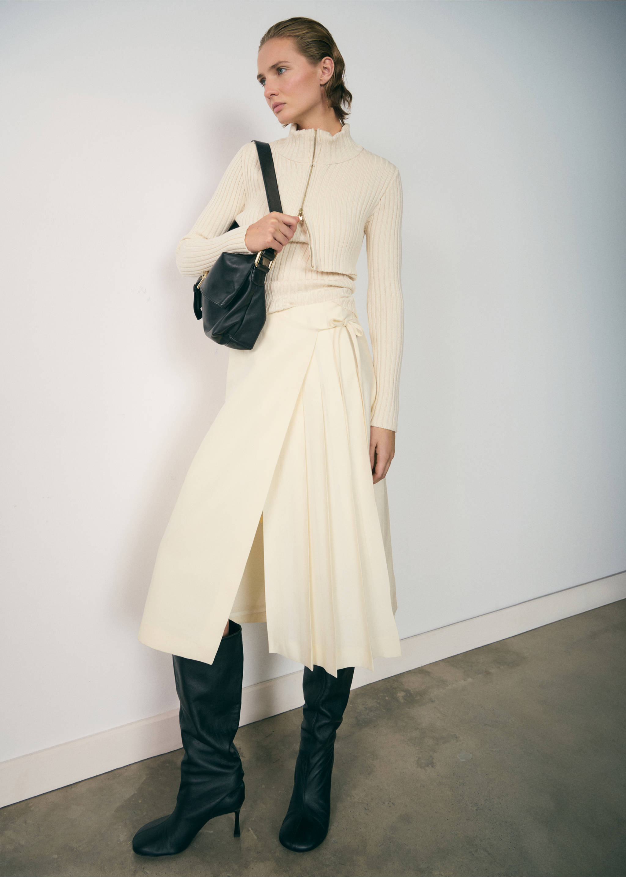 Pull-over combiné maille côtelée fermeture Éclair - Plan général, Écru. Ref: 77007720-00.