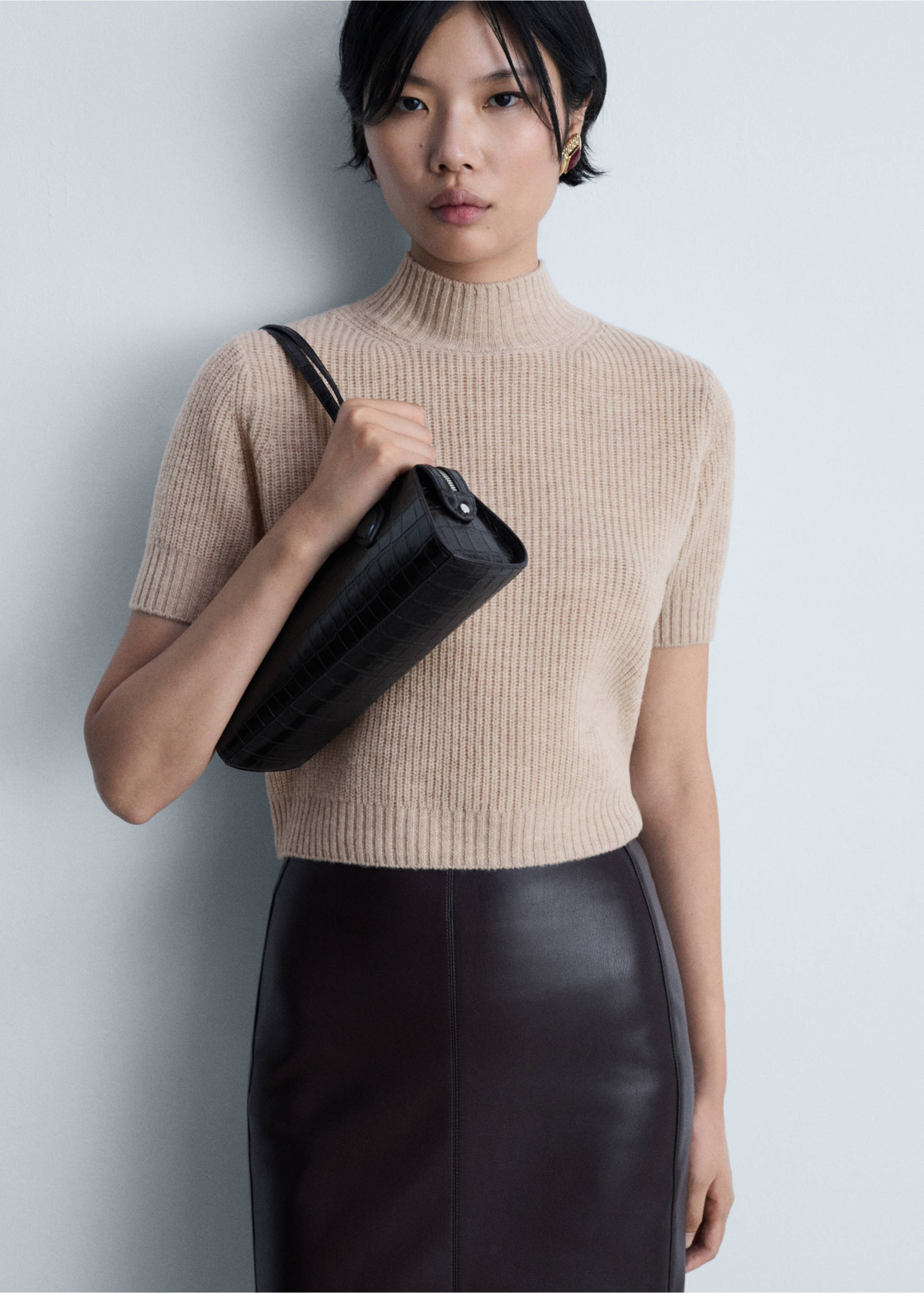 Short-sleeved wool sweater - Medium plane, Light/Pastel Grey. Ref: 77007723-00.