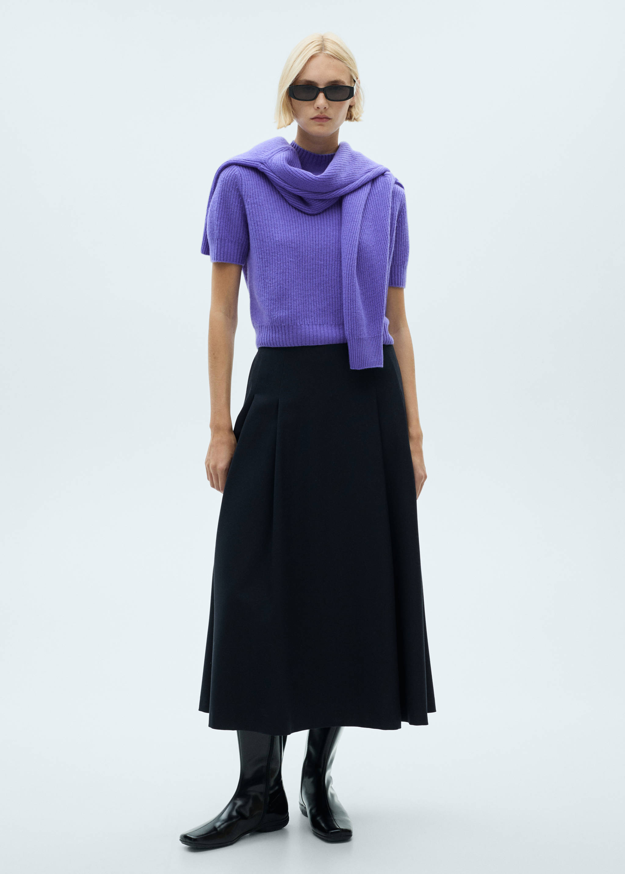 Short-sleeved wool sweater - General plane