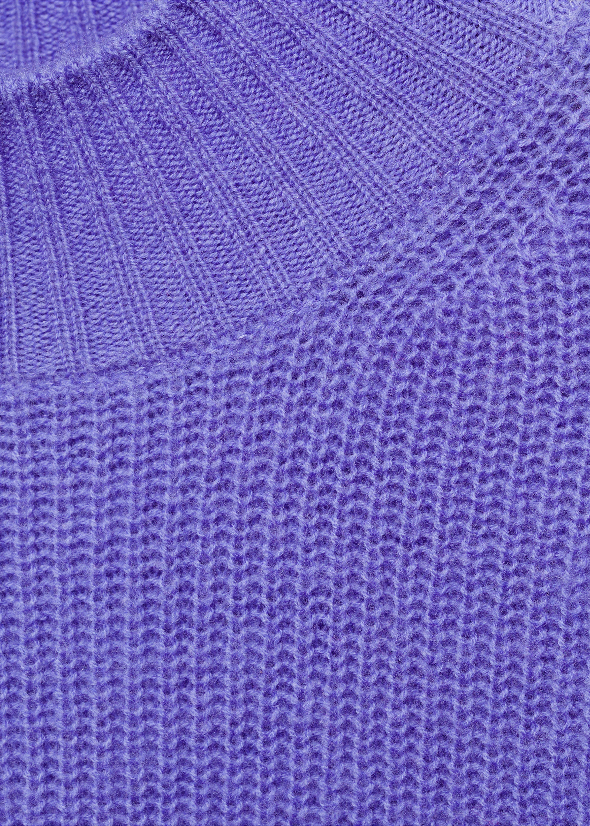 Short-sleeved wool sweater - Details of the article 8, Purple. Ref: 77007723-00.