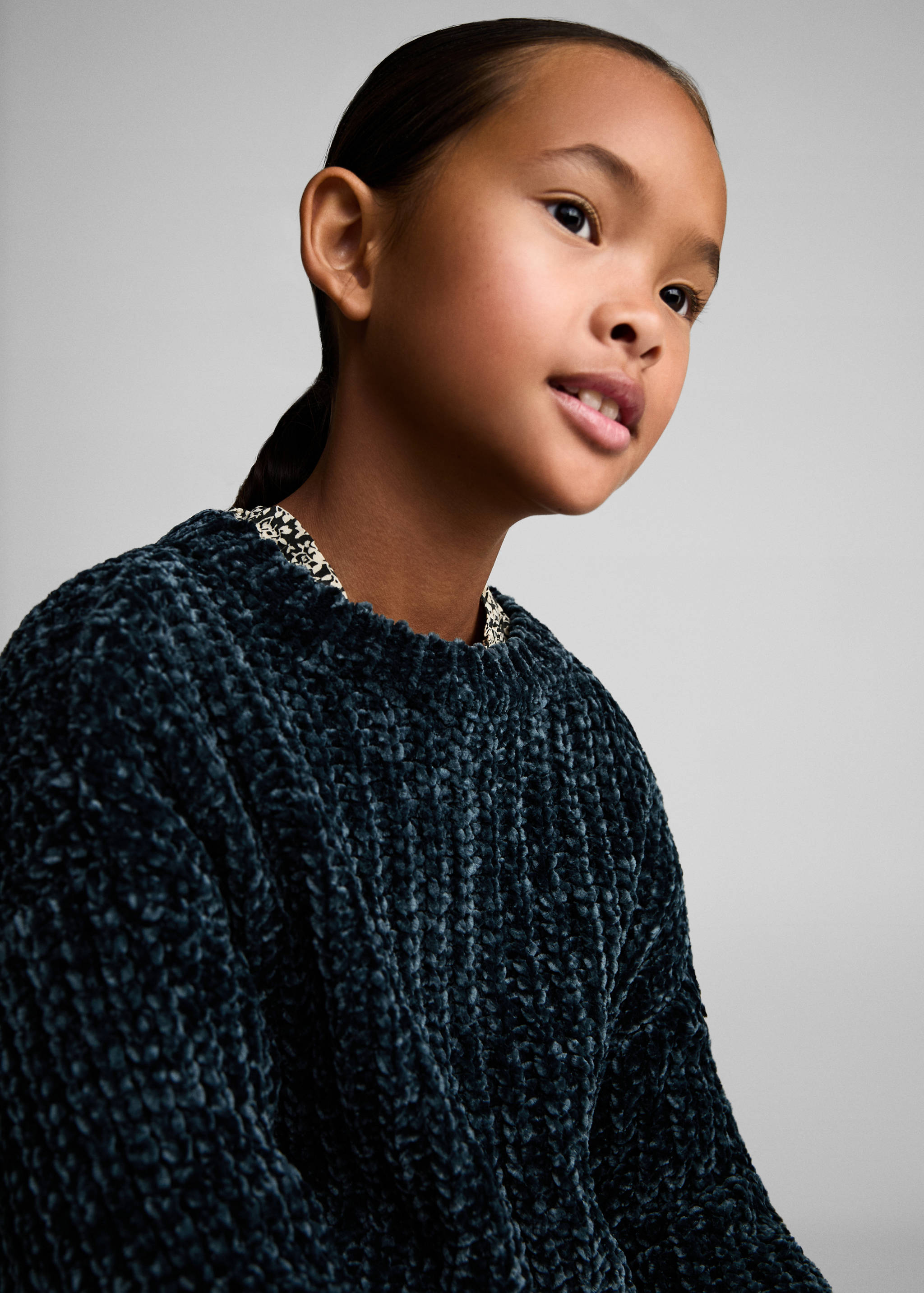 Chenille knit sweater - Details of the article 4