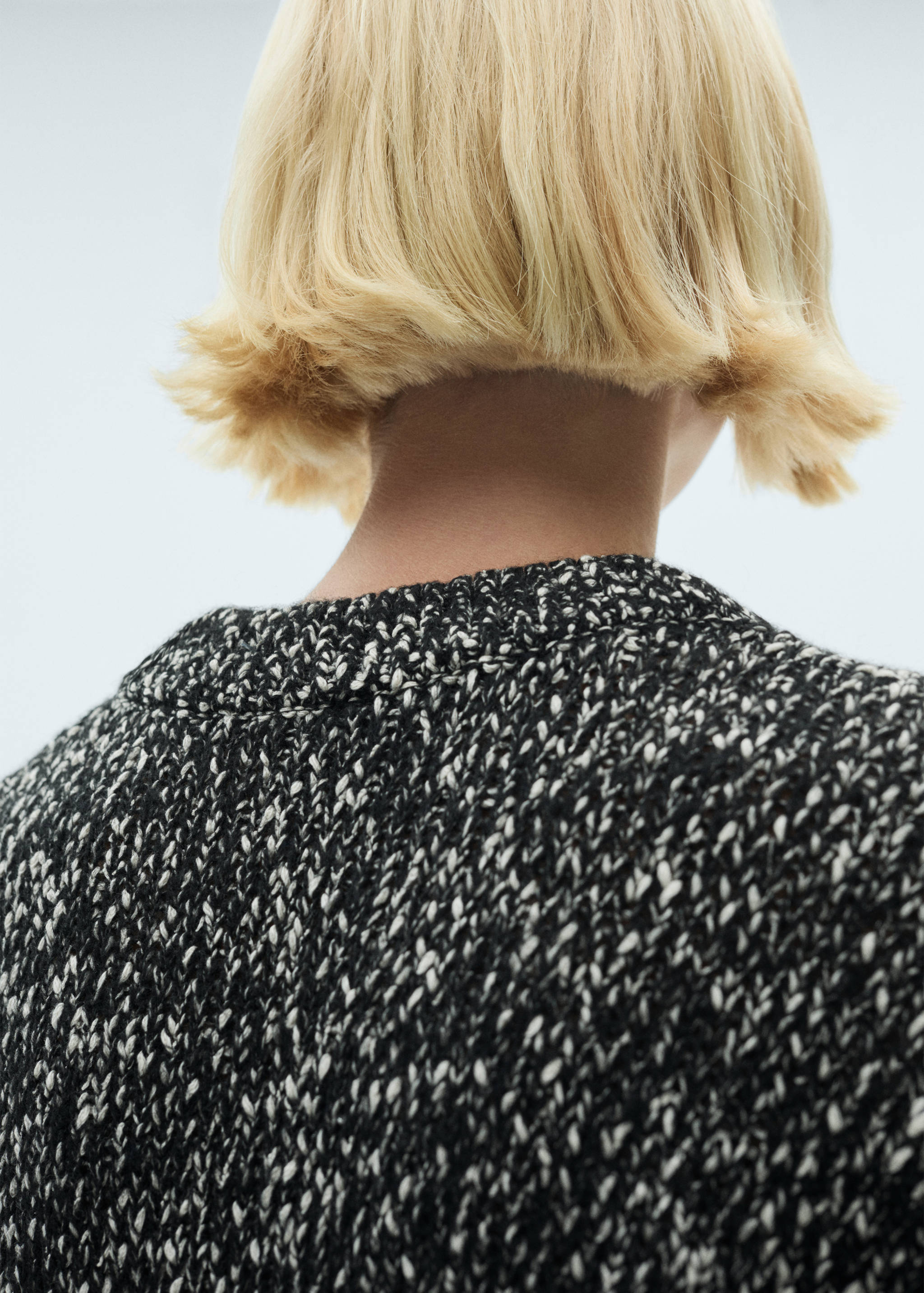 Mottled round-neck sweater - Details of the article 1