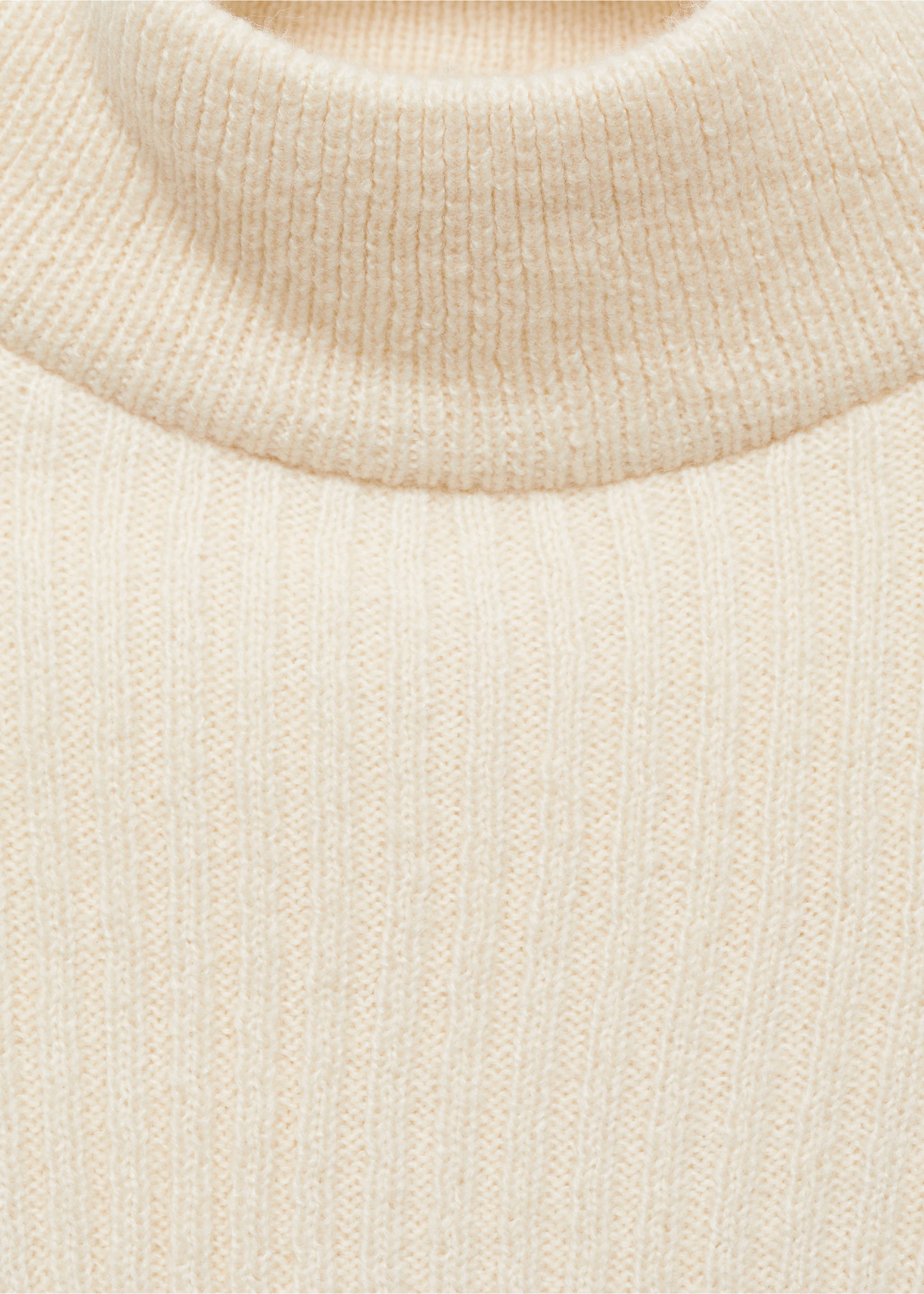 Combined high collar sweater - Details of the article 8, Ecru. Ref: 77007729-00.