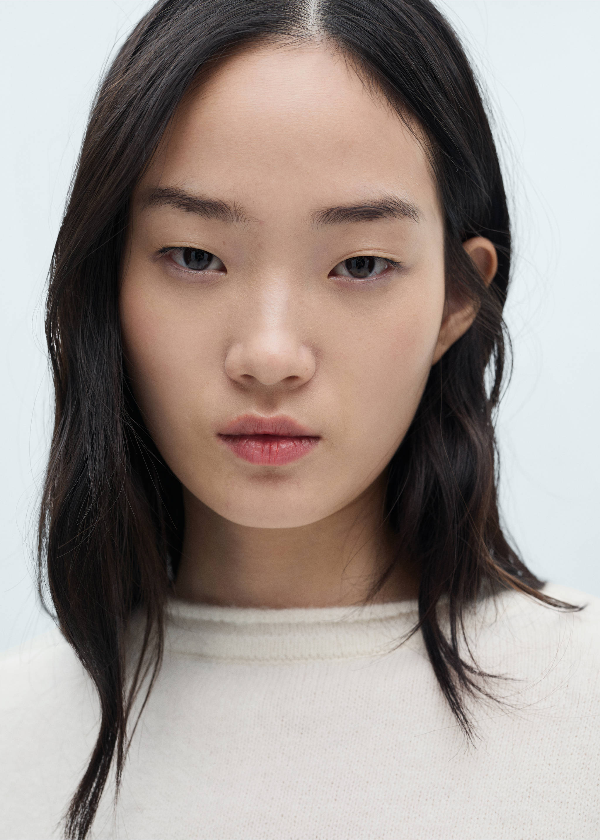 Pull-over col rond boutons - Détail de l'article 1, Écru. Ref: 77007730-00.