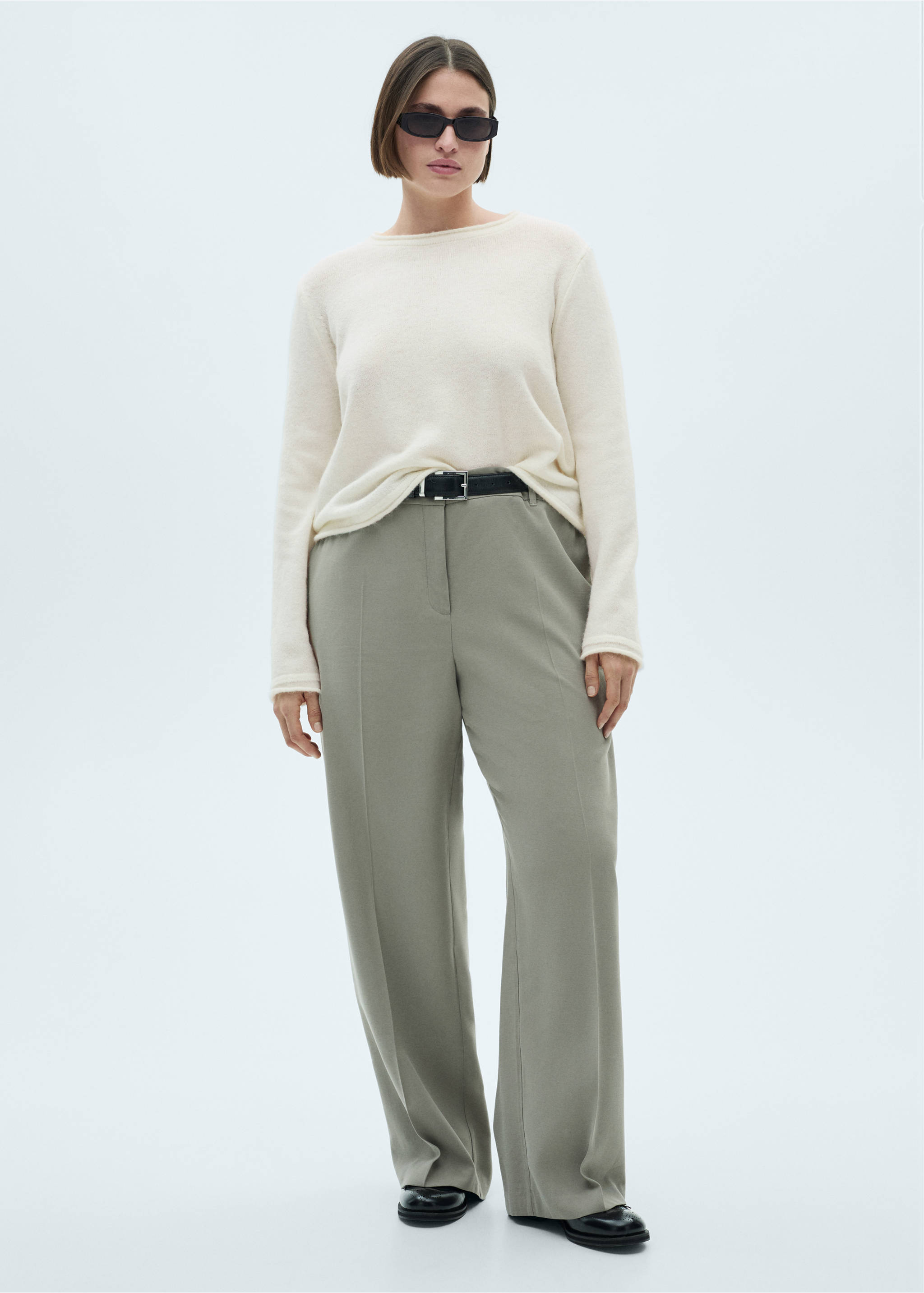 Pull-over col rond boutons - Détail de l'article 3, Écru. Ref: 77007730-00.