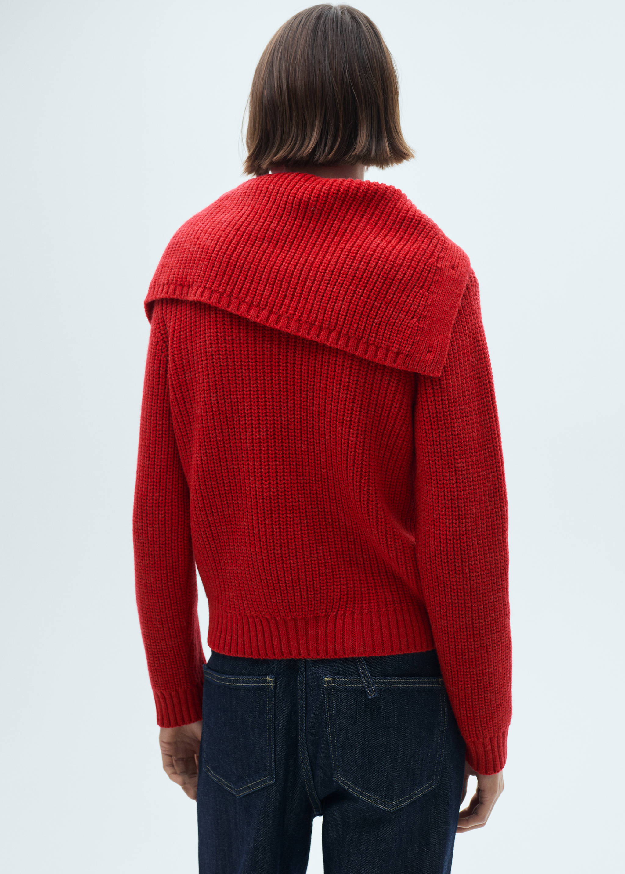 Funnel-neck sweater with buttons - Reverse of the article