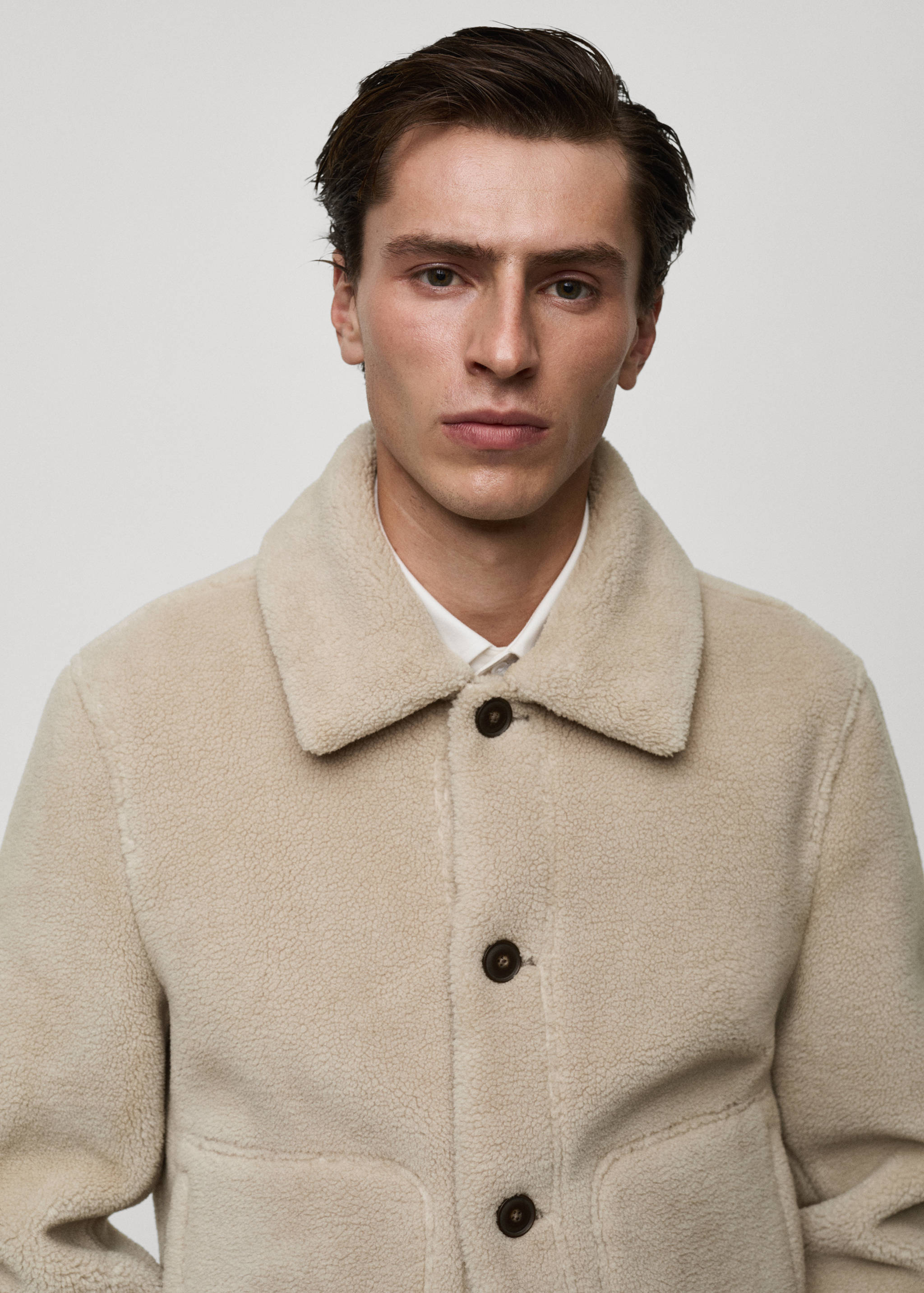 Regular fit sheepskin jacket with buttons - Details of the article 1