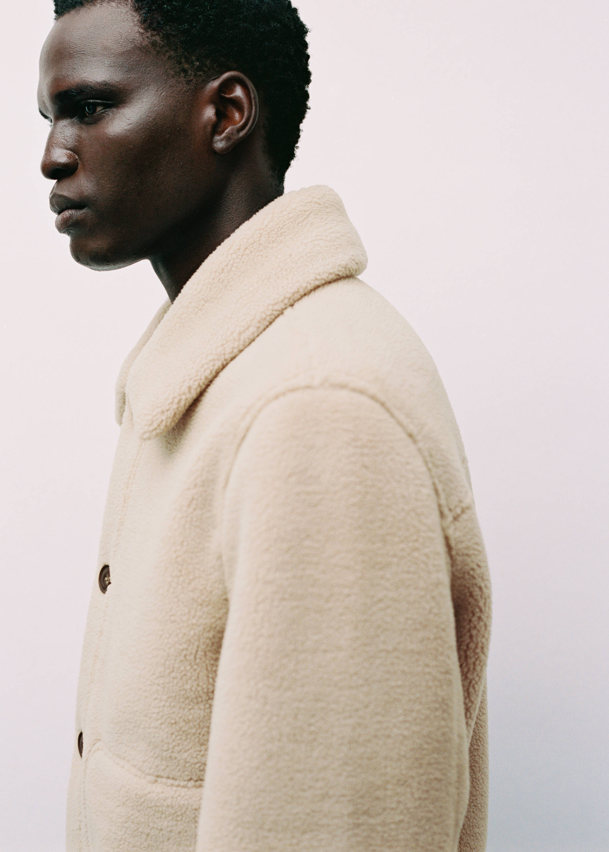 Regular fit sheepskin jacket with buttons - Details of the article 5