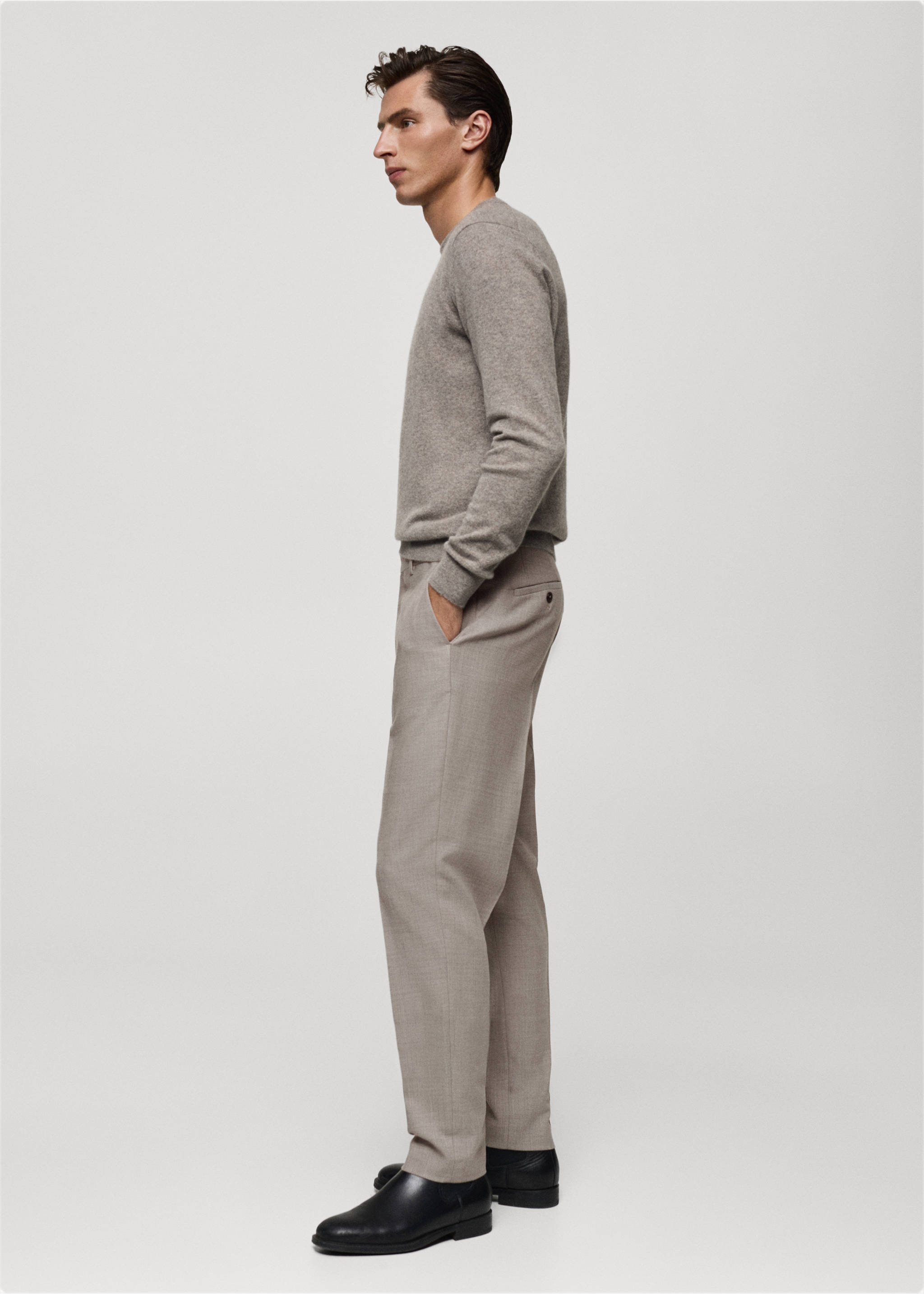 Pantalon 100 % laine vierge slim-fit - Détail de l'article 2, Gris vison. Ref: 77007932-00.
