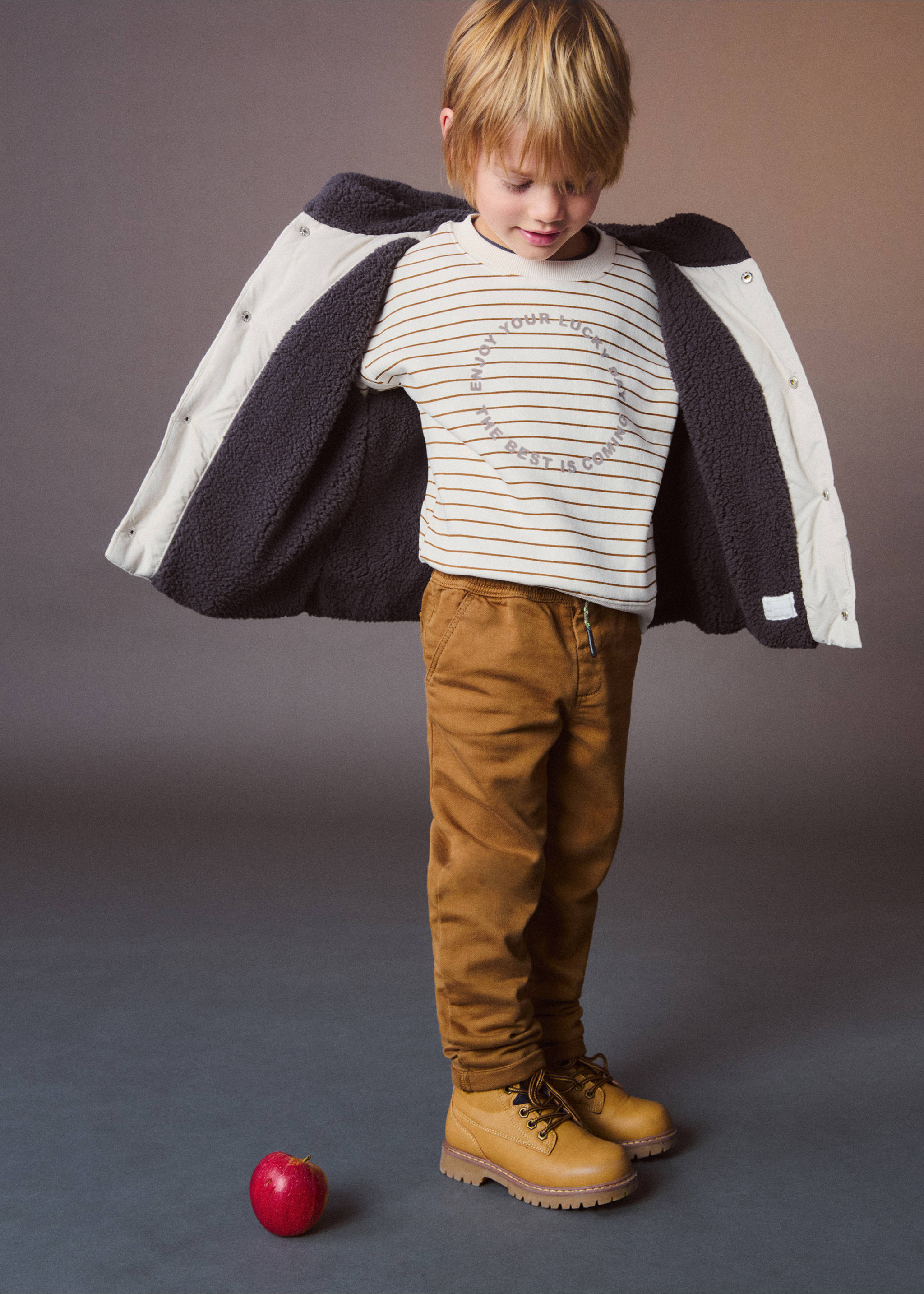 Elastic waist pants - Details of the article 5, Caramel. Ref: 77007933-00.