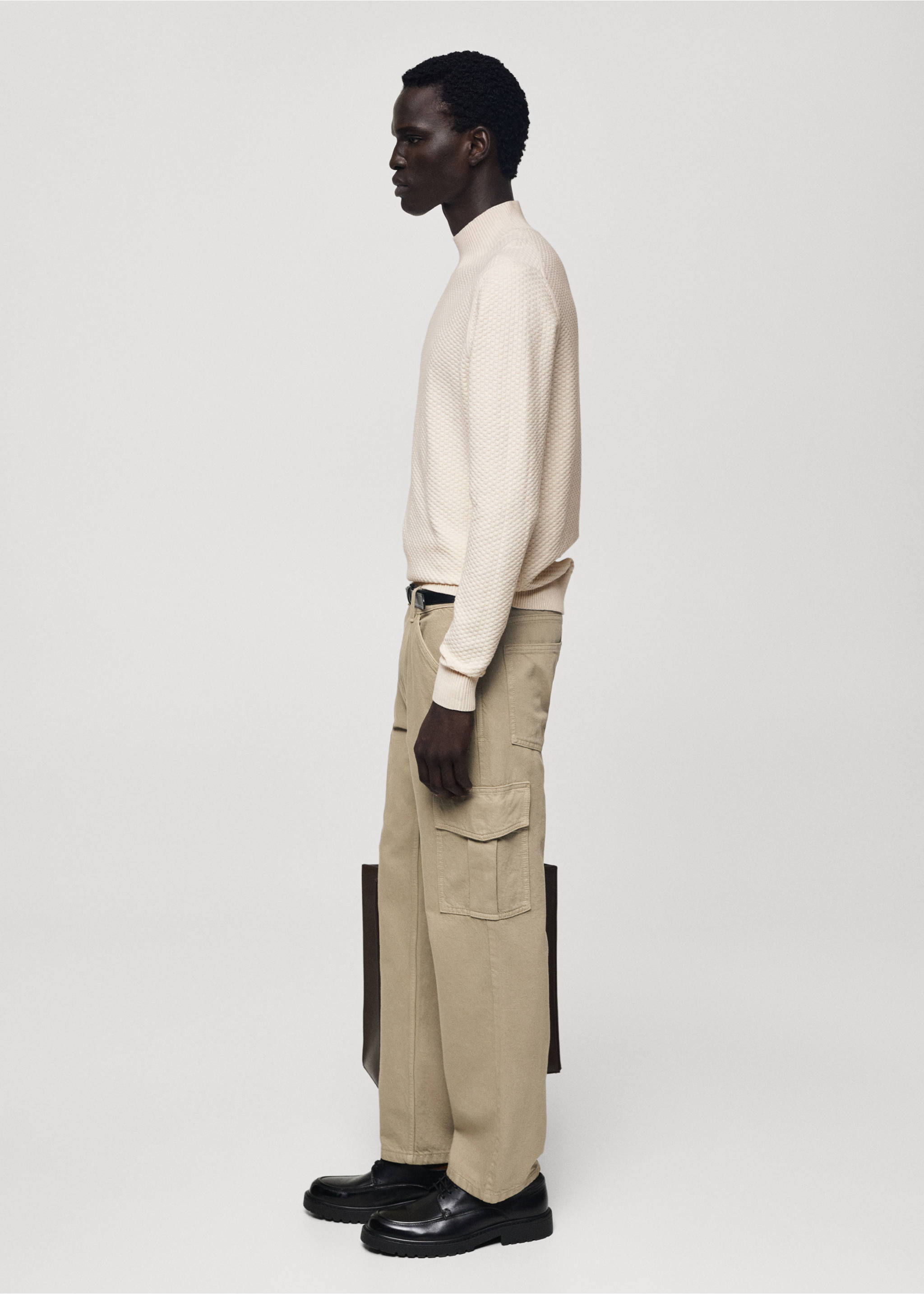 Cotton sweater with perkins-neck  structure - Details of the article 2, Sand. Ref: 77007943-00.