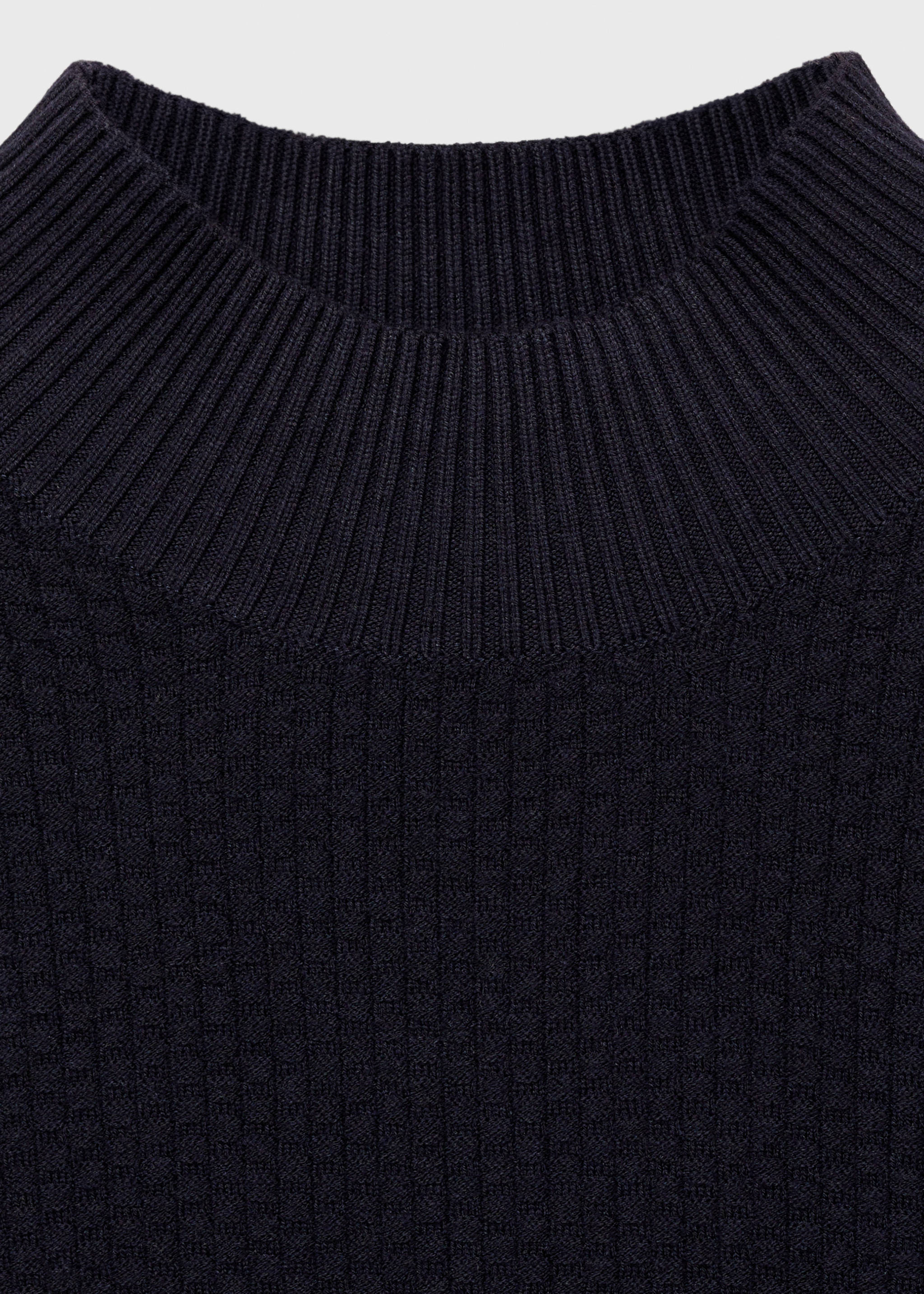Cotton sweater with perkins-neck  structure - Details of the article 8