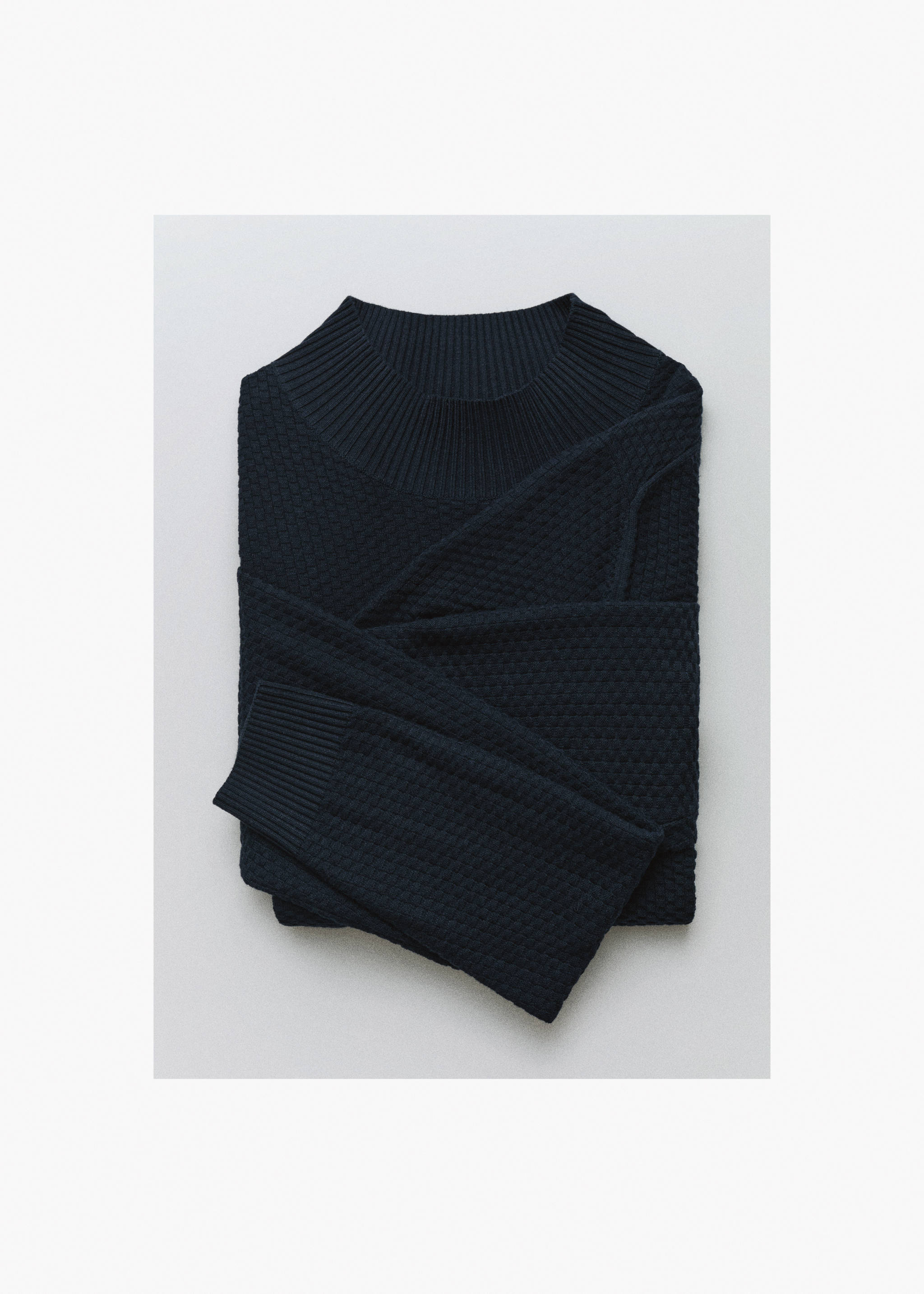 Cotton sweater with perkins-neck  structure - Details of the article 5
