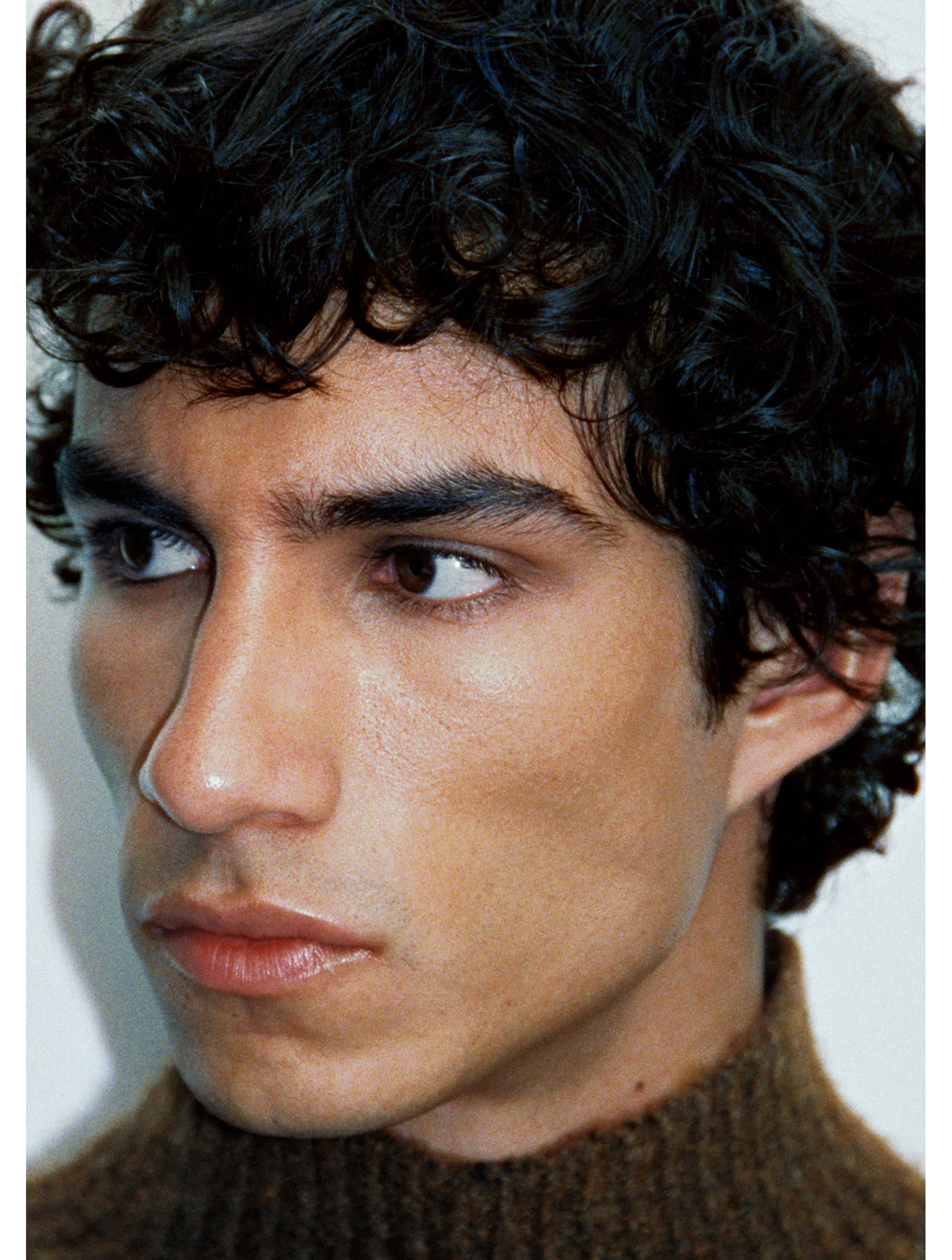 Gerippter Pullover mit halbhohem Kragen - Detail des Artikels 9