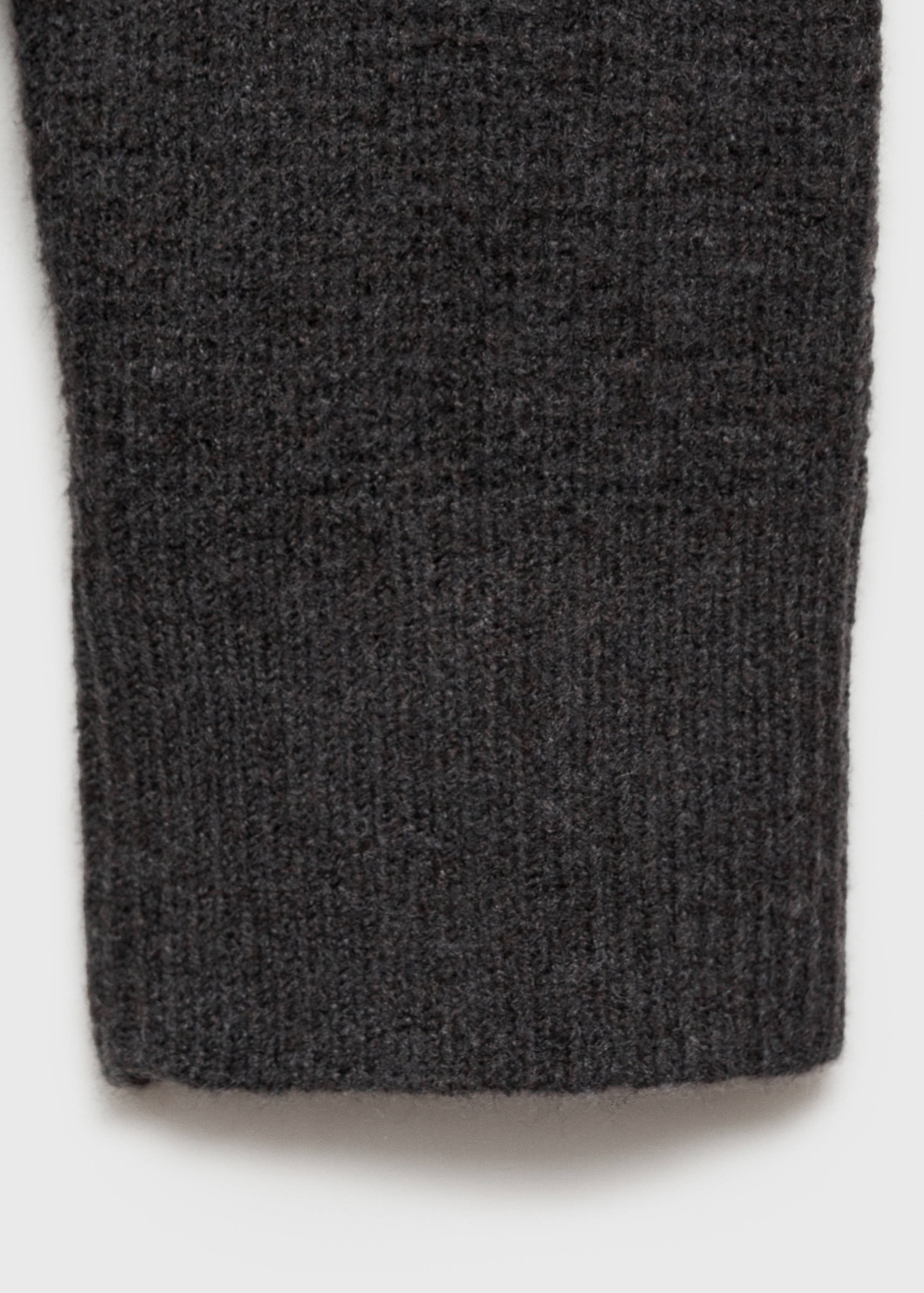 Knitted structured check polo sweater - Details of the article 0