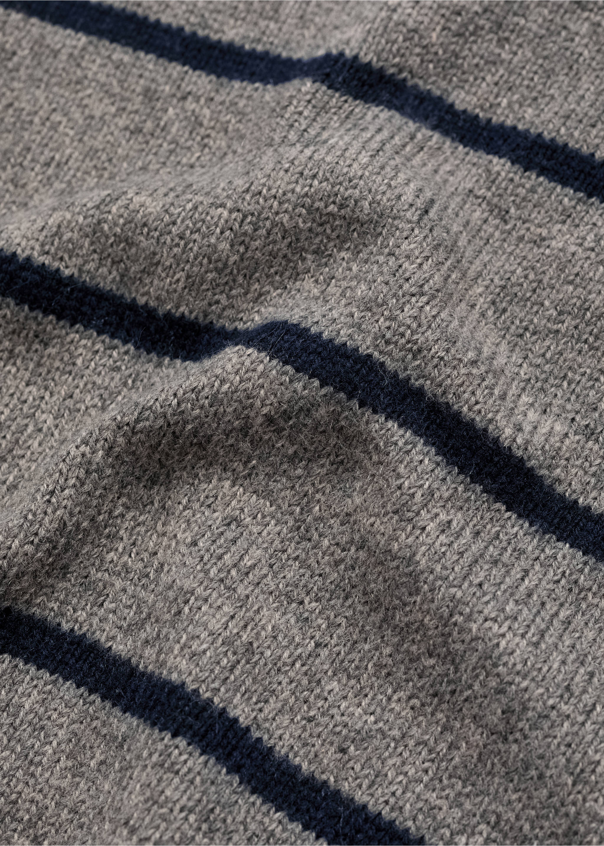 Jersey punto rayas - Detalle del artículo 8, Gris oscuro vigoré. Ref: 77007955-00.