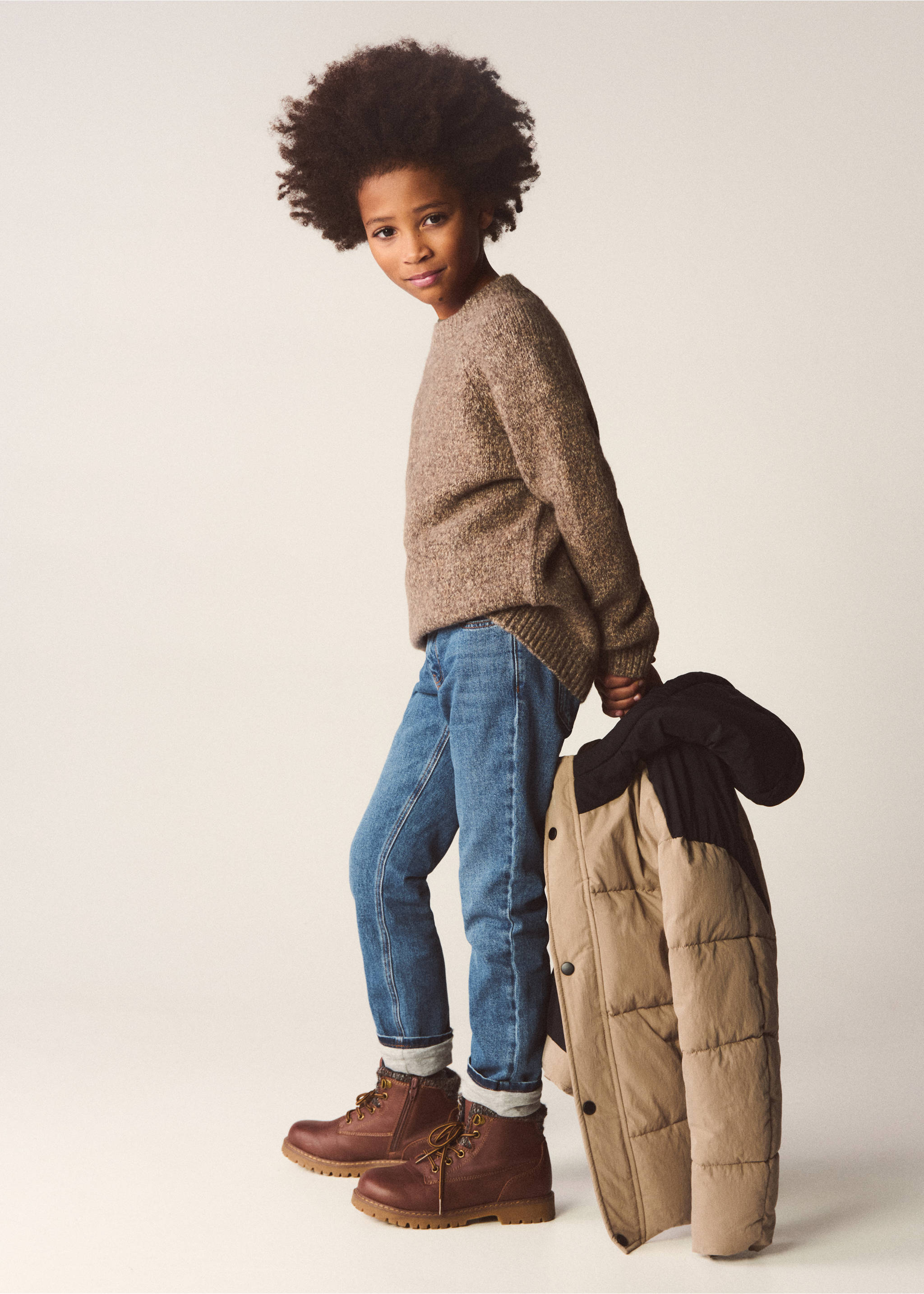 Herringbone knit sweater - Details of the article 6, Medium Brown. Ref: 77007957-00.